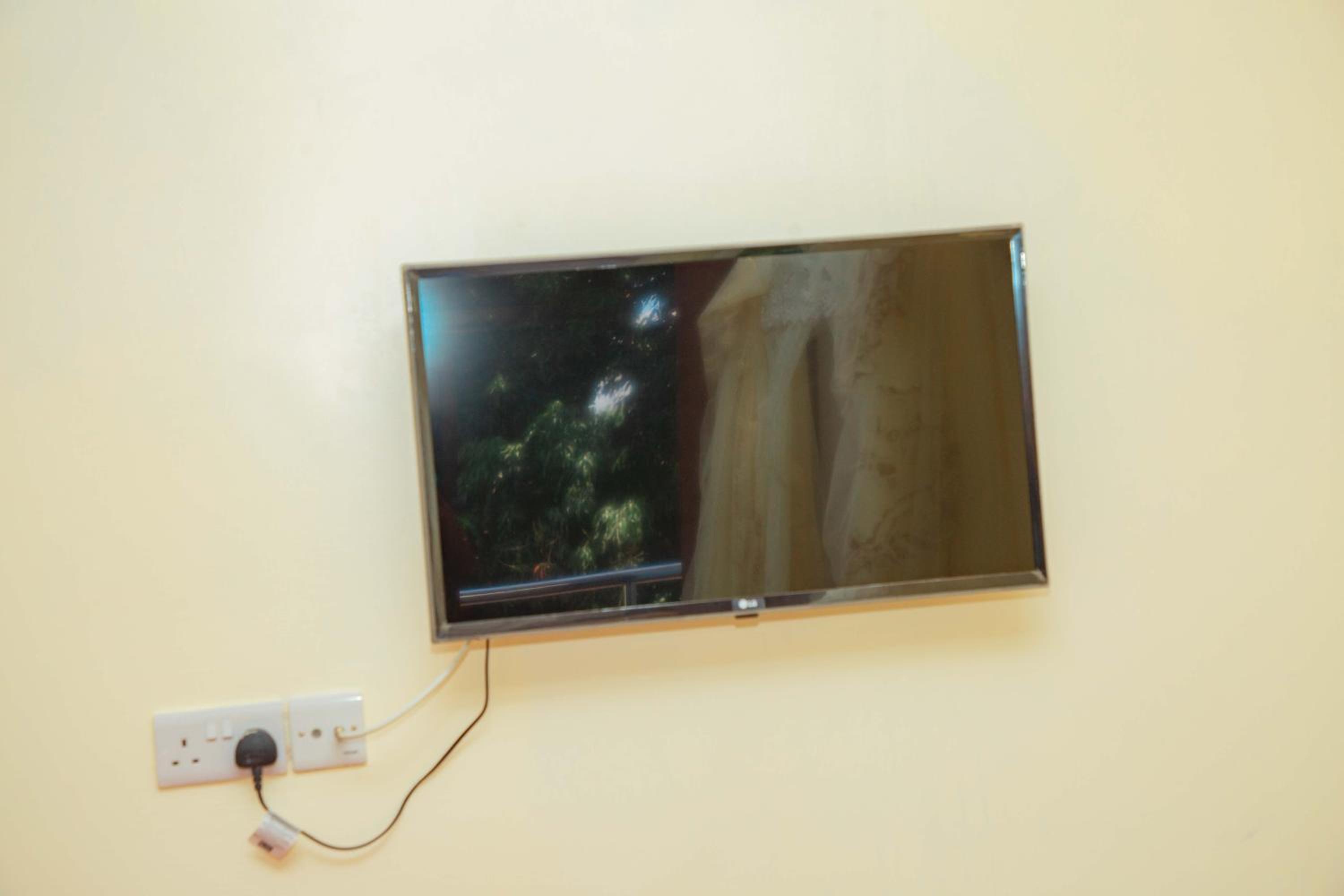 Budget Double Room - Photo 4