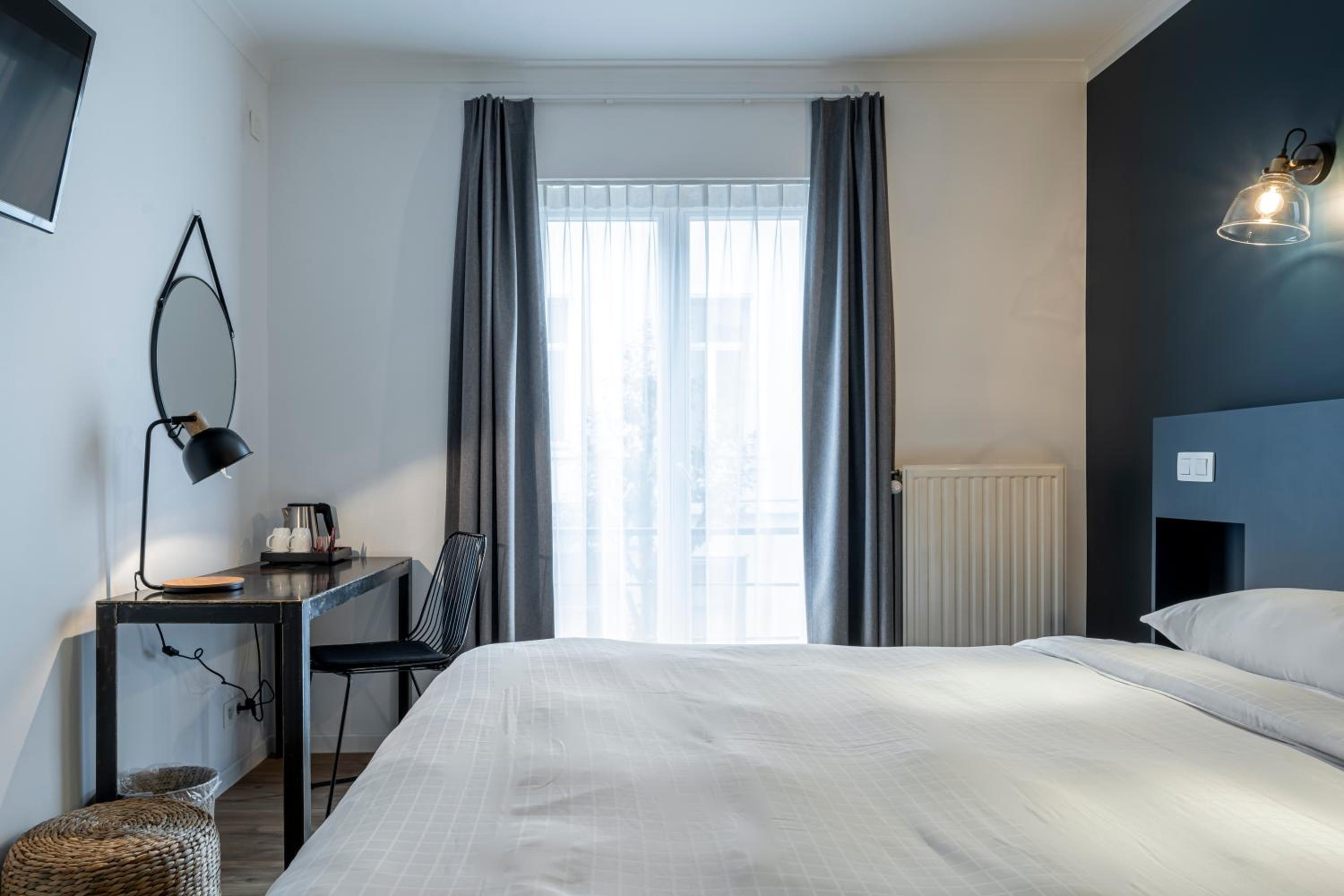 Double Room - Photo 4