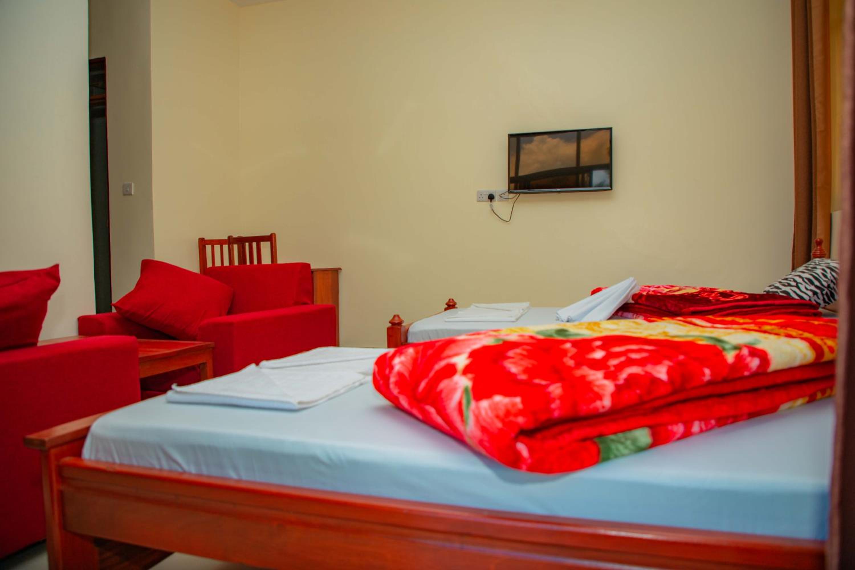 Triple Room - Photo 14