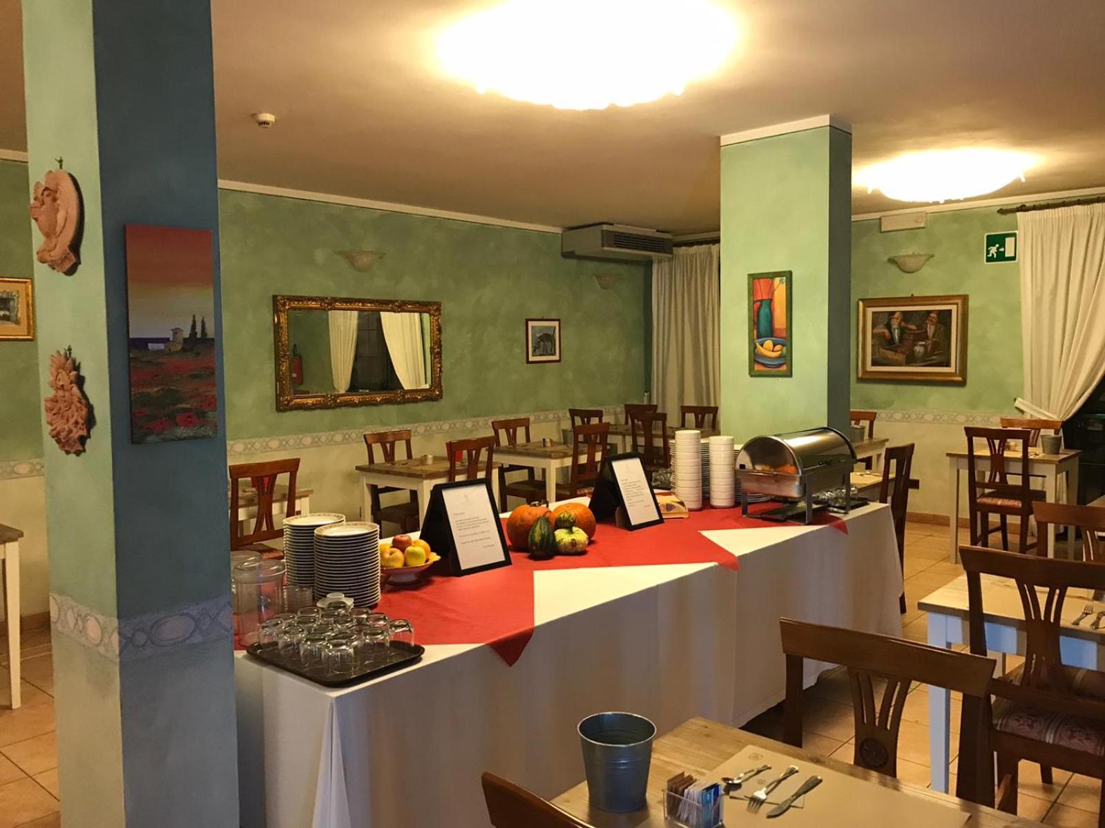 Standard Double Room With Romantic Dinner photo 2
