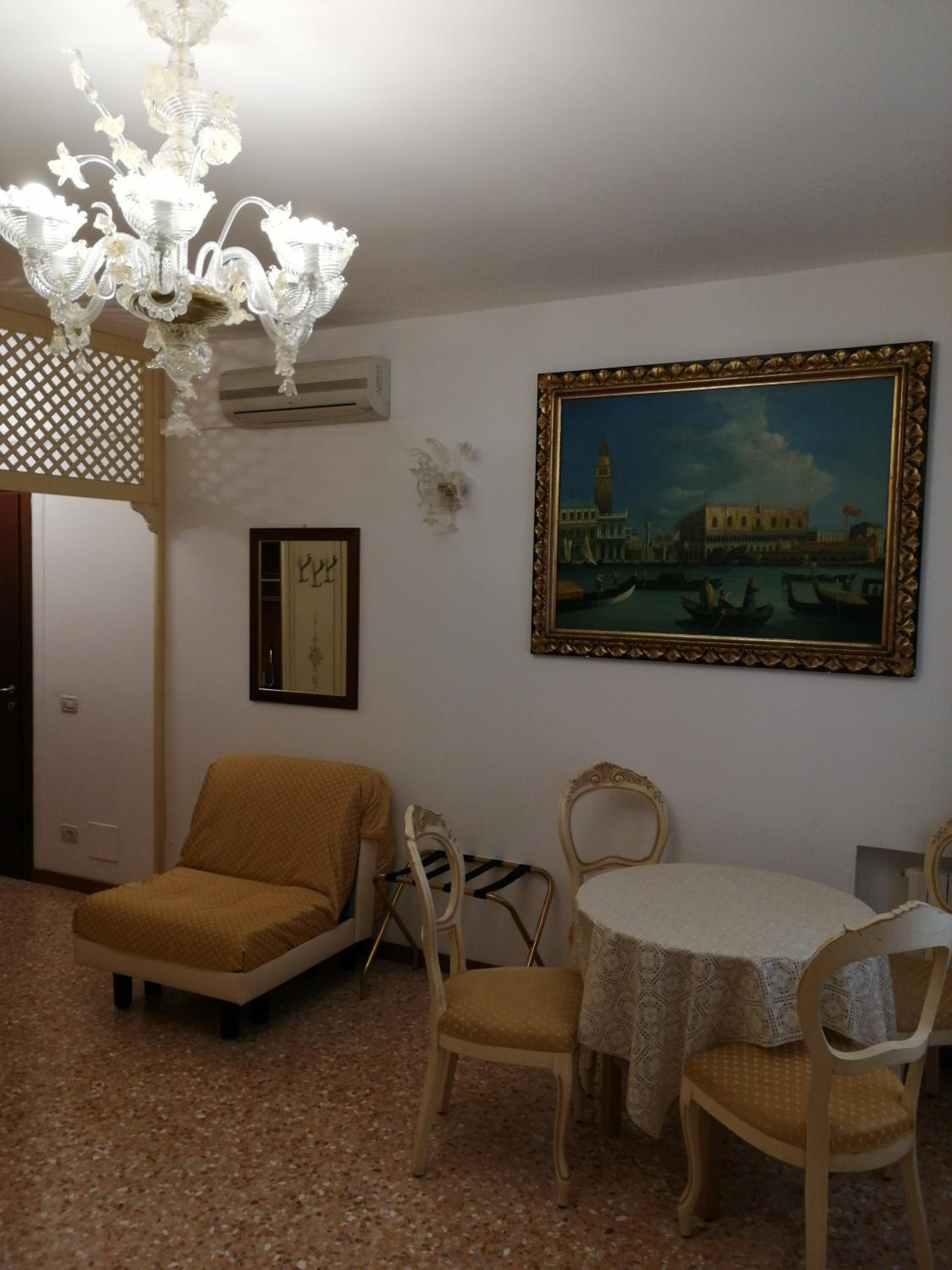 One-Bedroom Apartment (2 Adults) photo 2