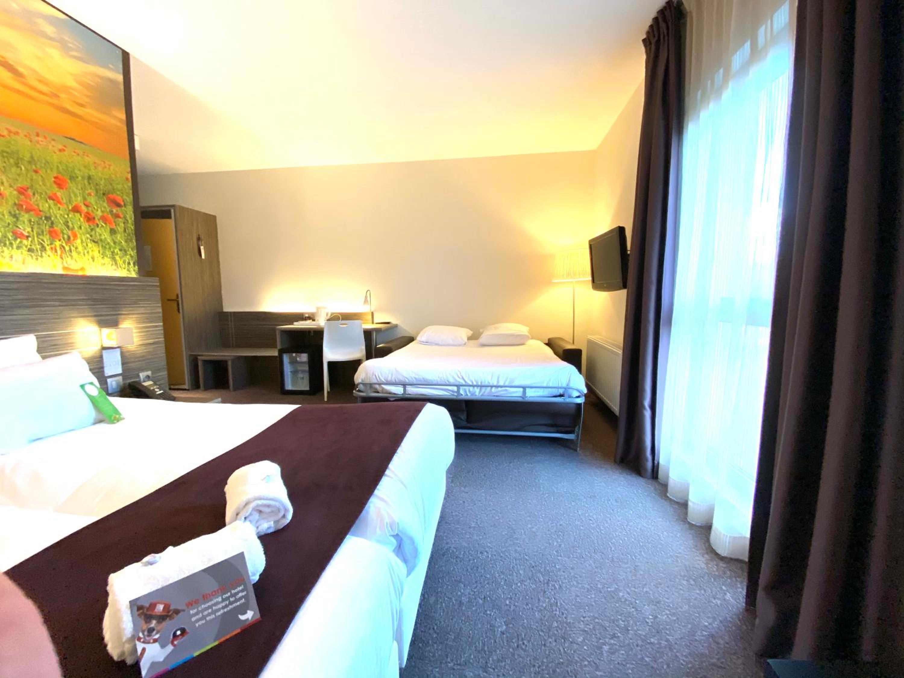 Quadruple Room - Photo 3