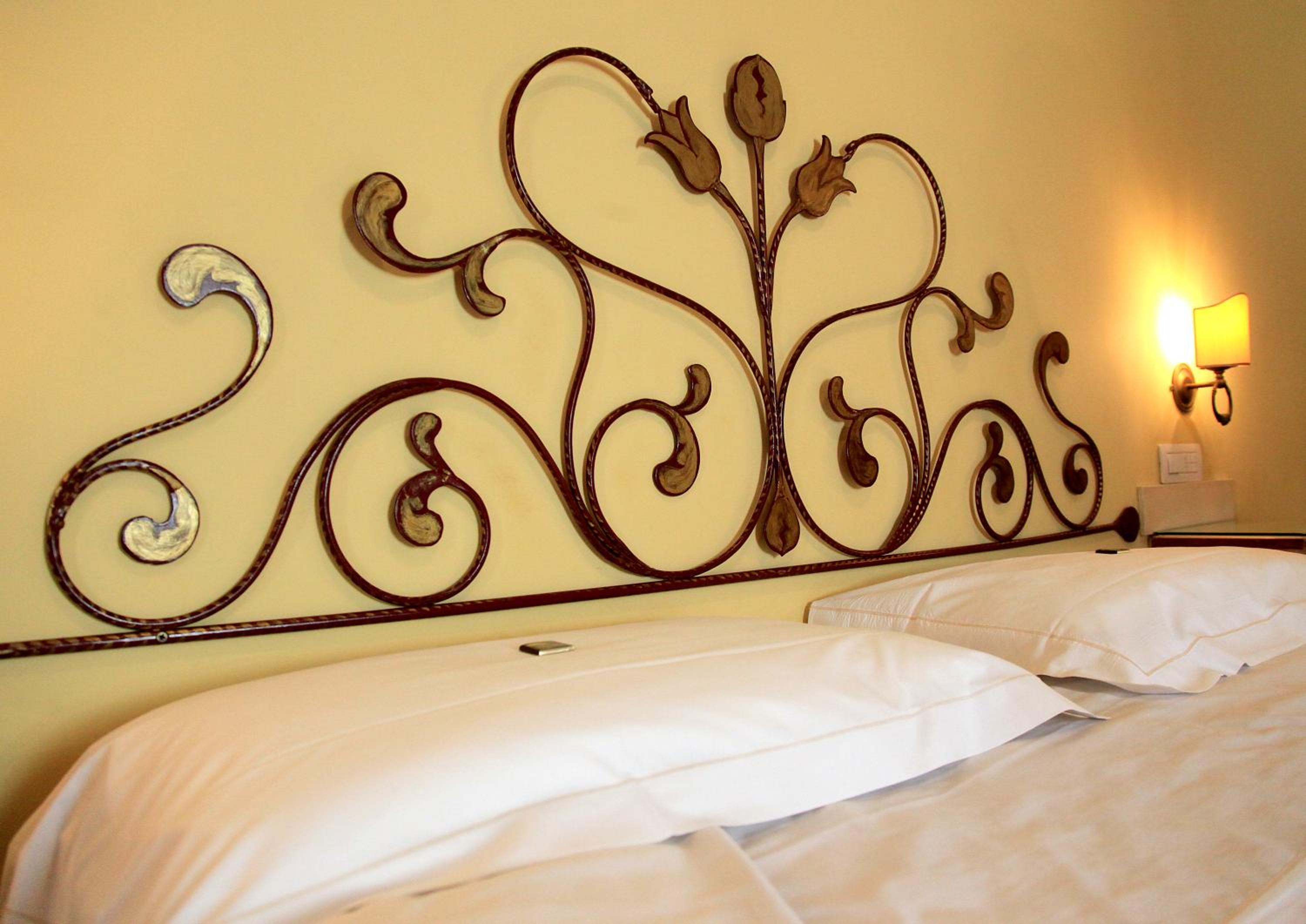 Standard Double or Twin Room - Photo 2