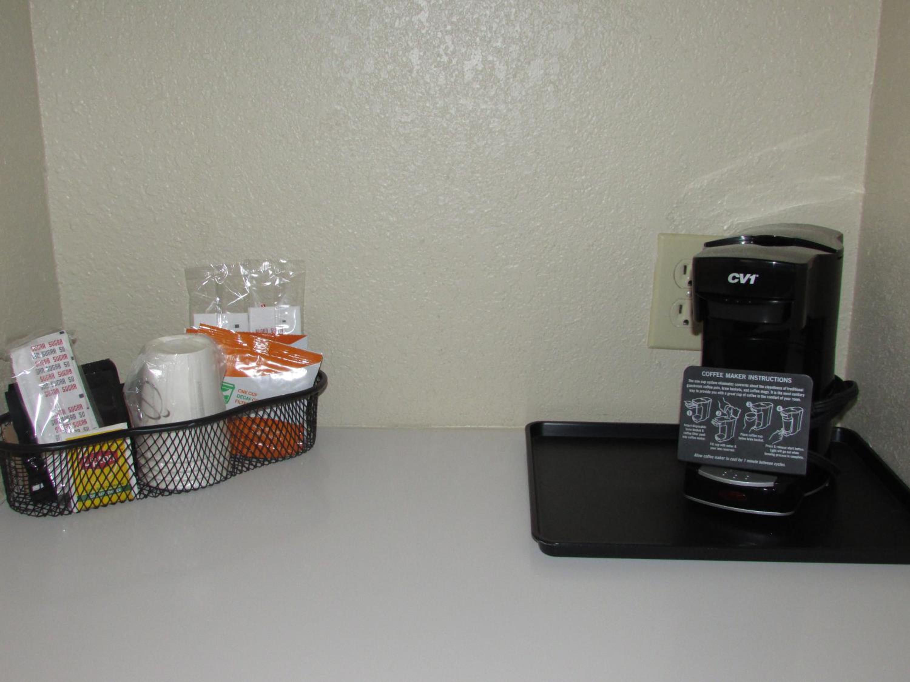 King Suite - Non-Smoking - Photo 5