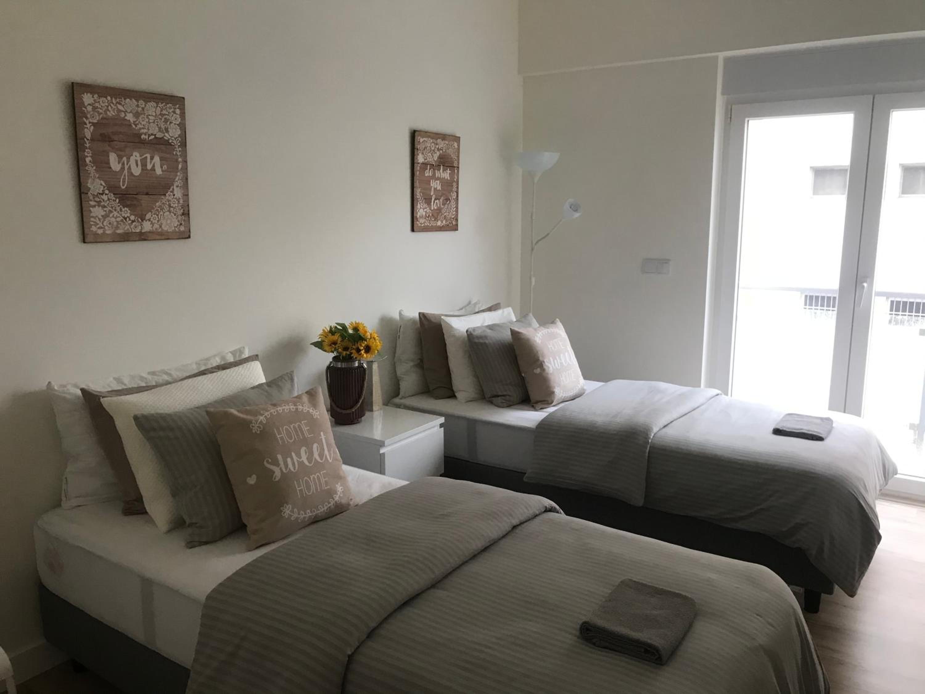 Standard Twin Room photo 3