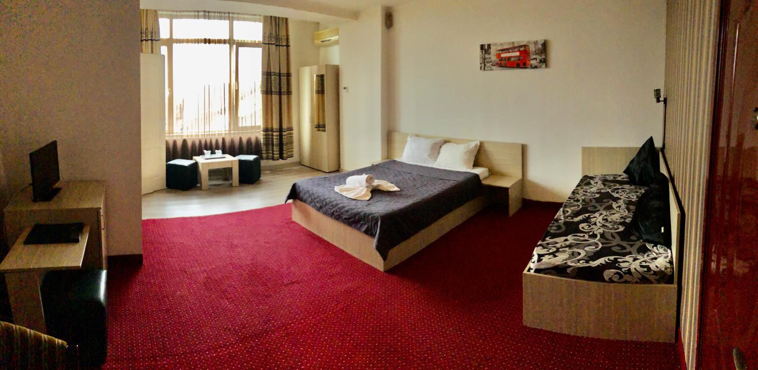 Standard Double Room - Photo 35