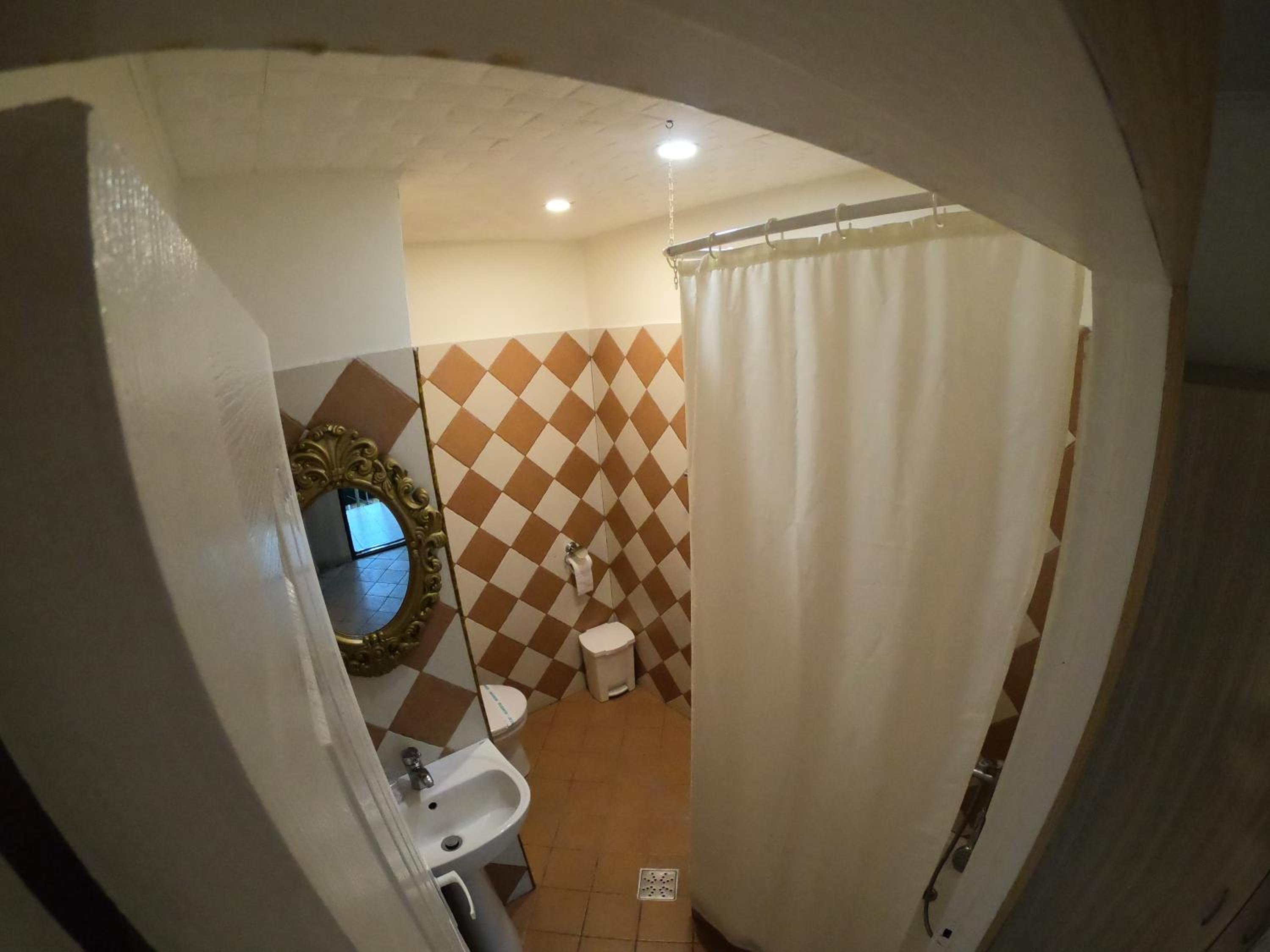 Standard Double Room - Photo 45