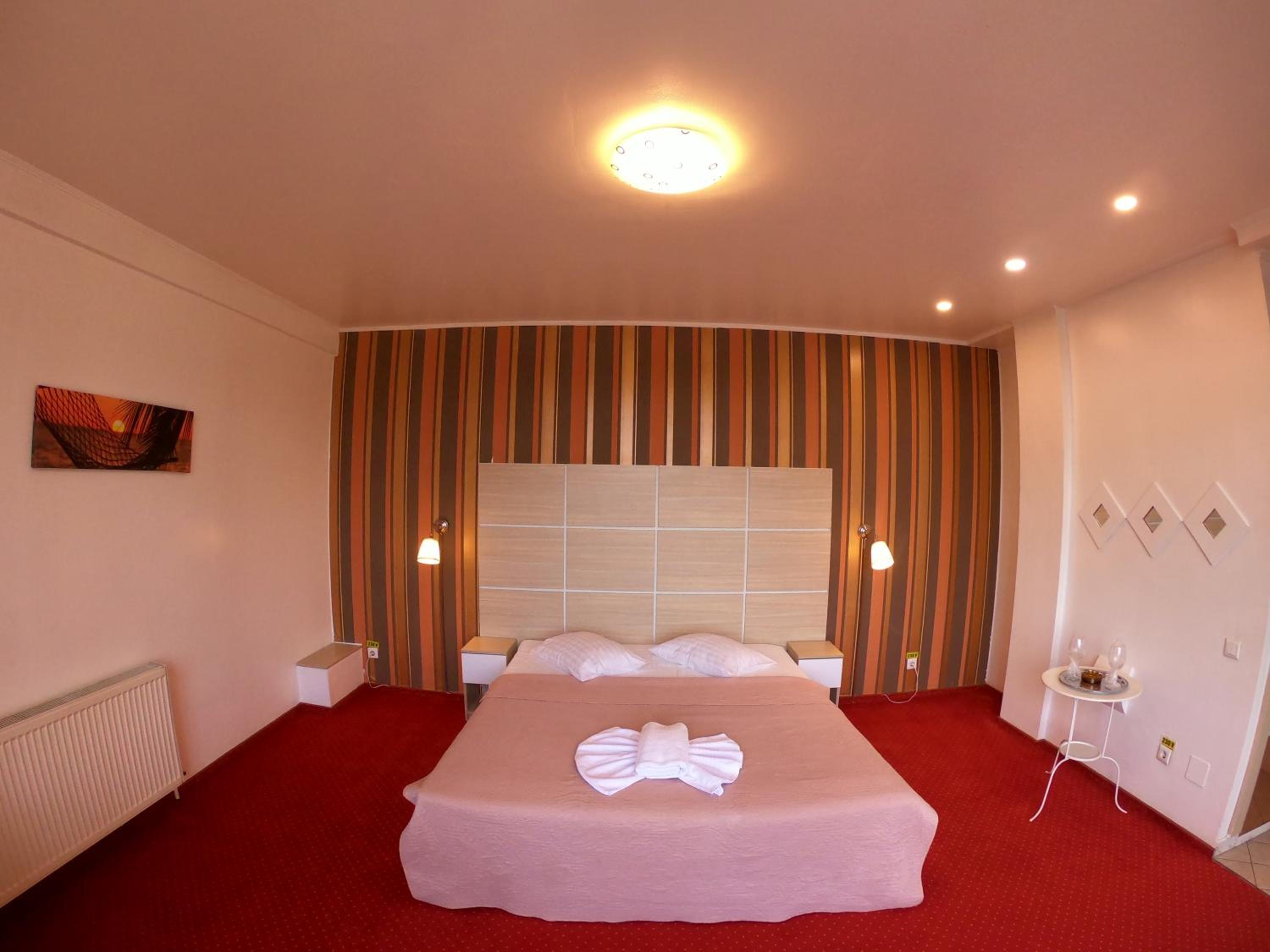 Standard Double Room - Photo 49