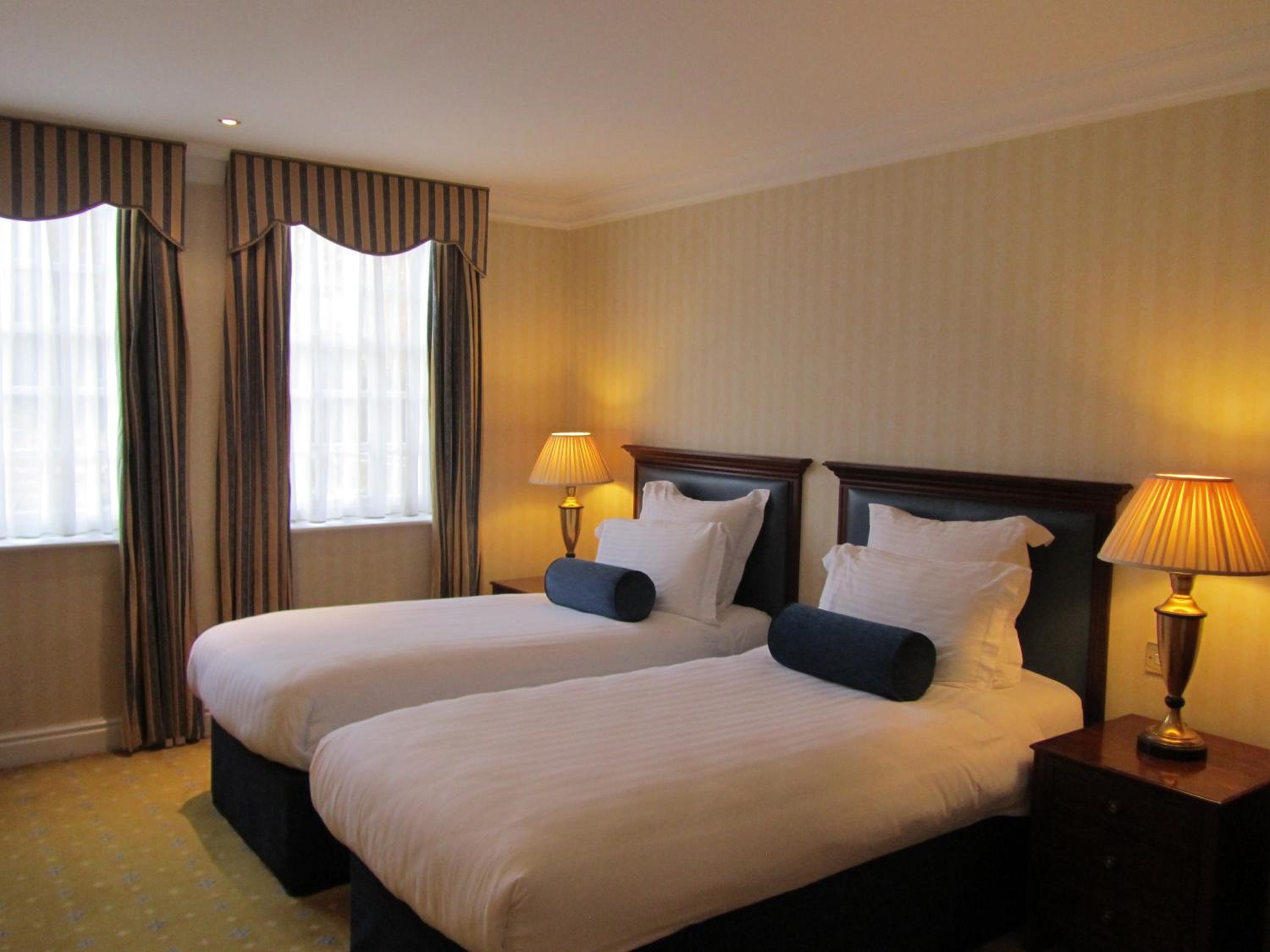 Standard Twin Room - Non-Smoking - Photo 4