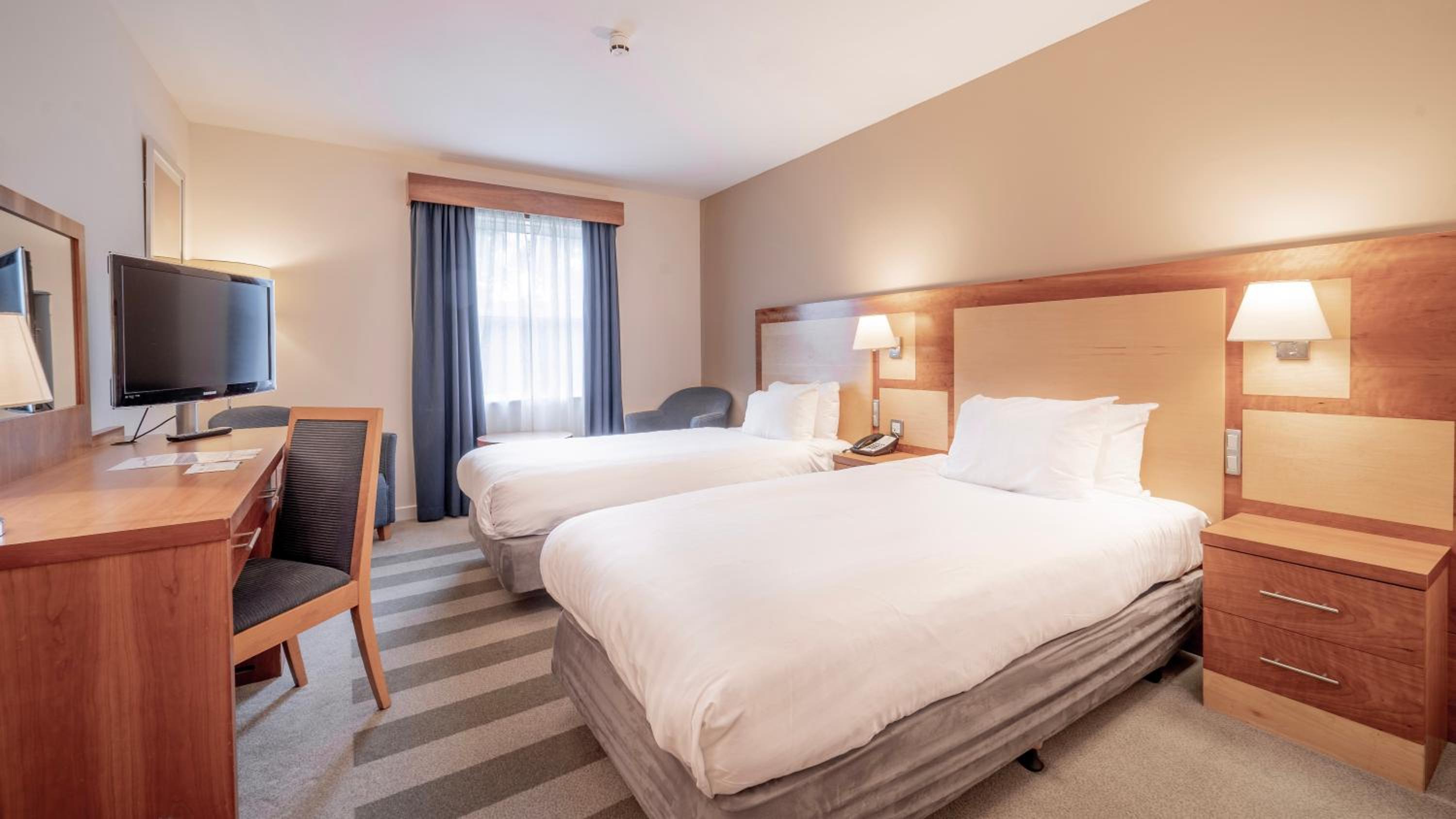 Standard Room - Photo 1