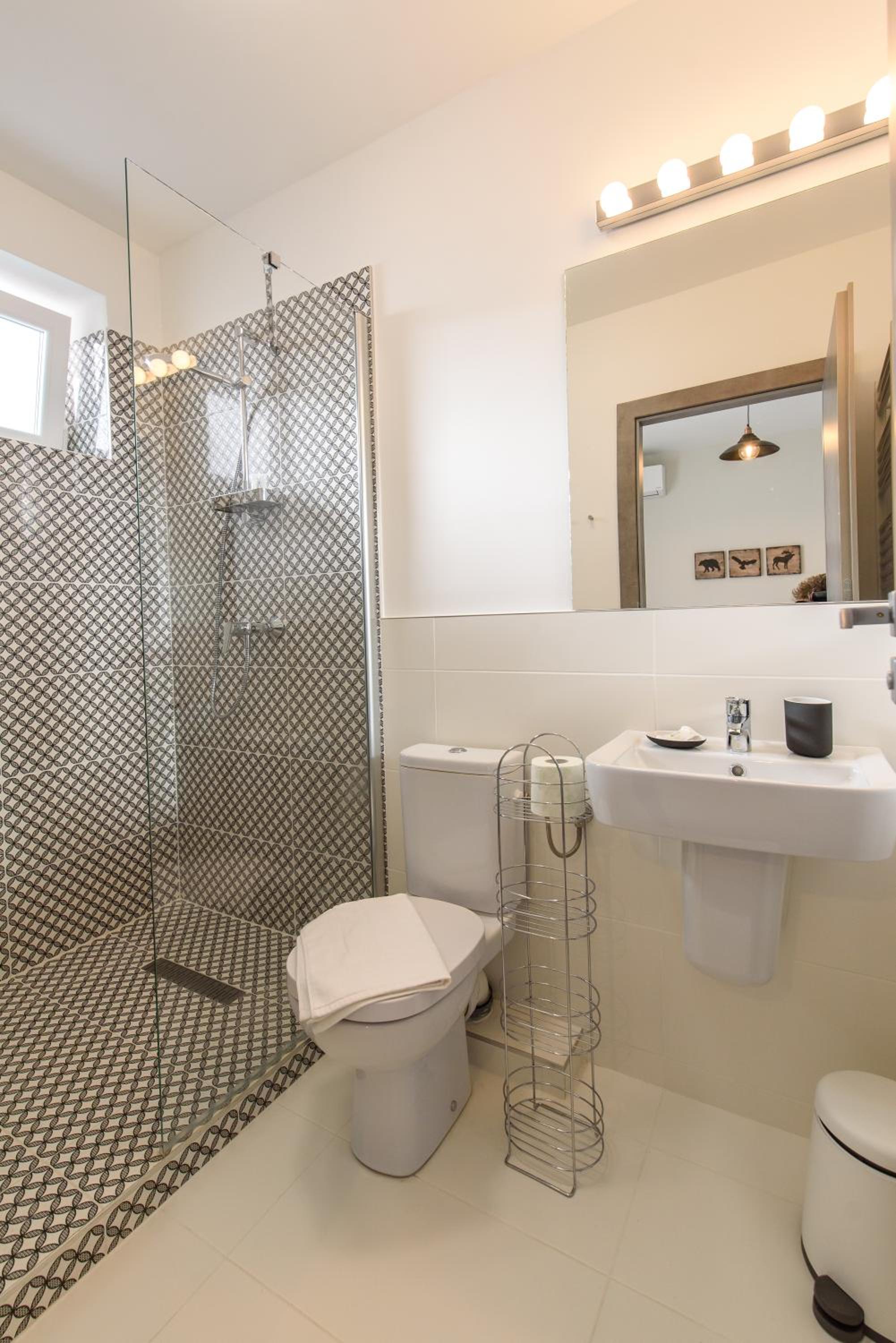 Superior Double Room - Photo 3