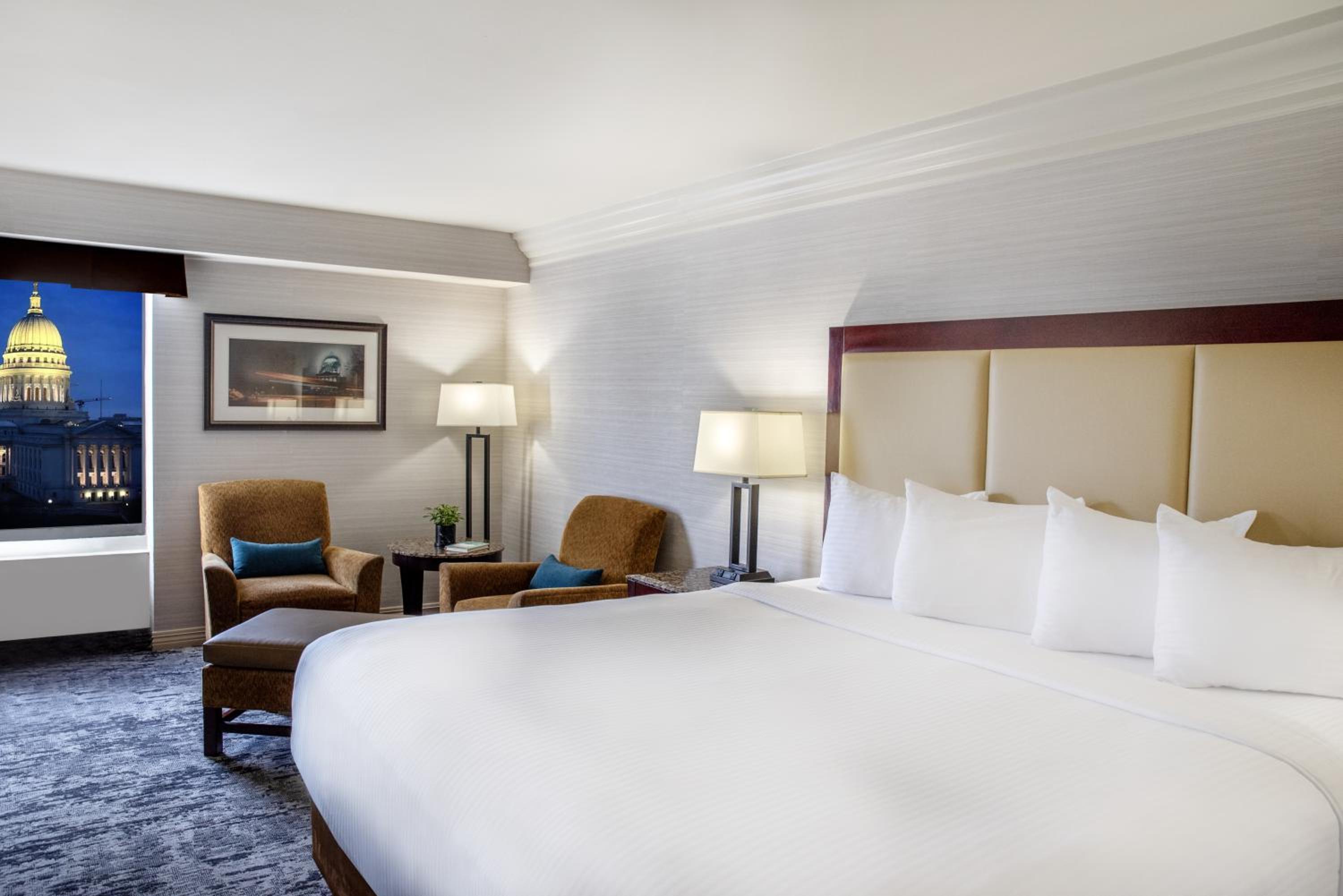 Club King Room - Photo 1