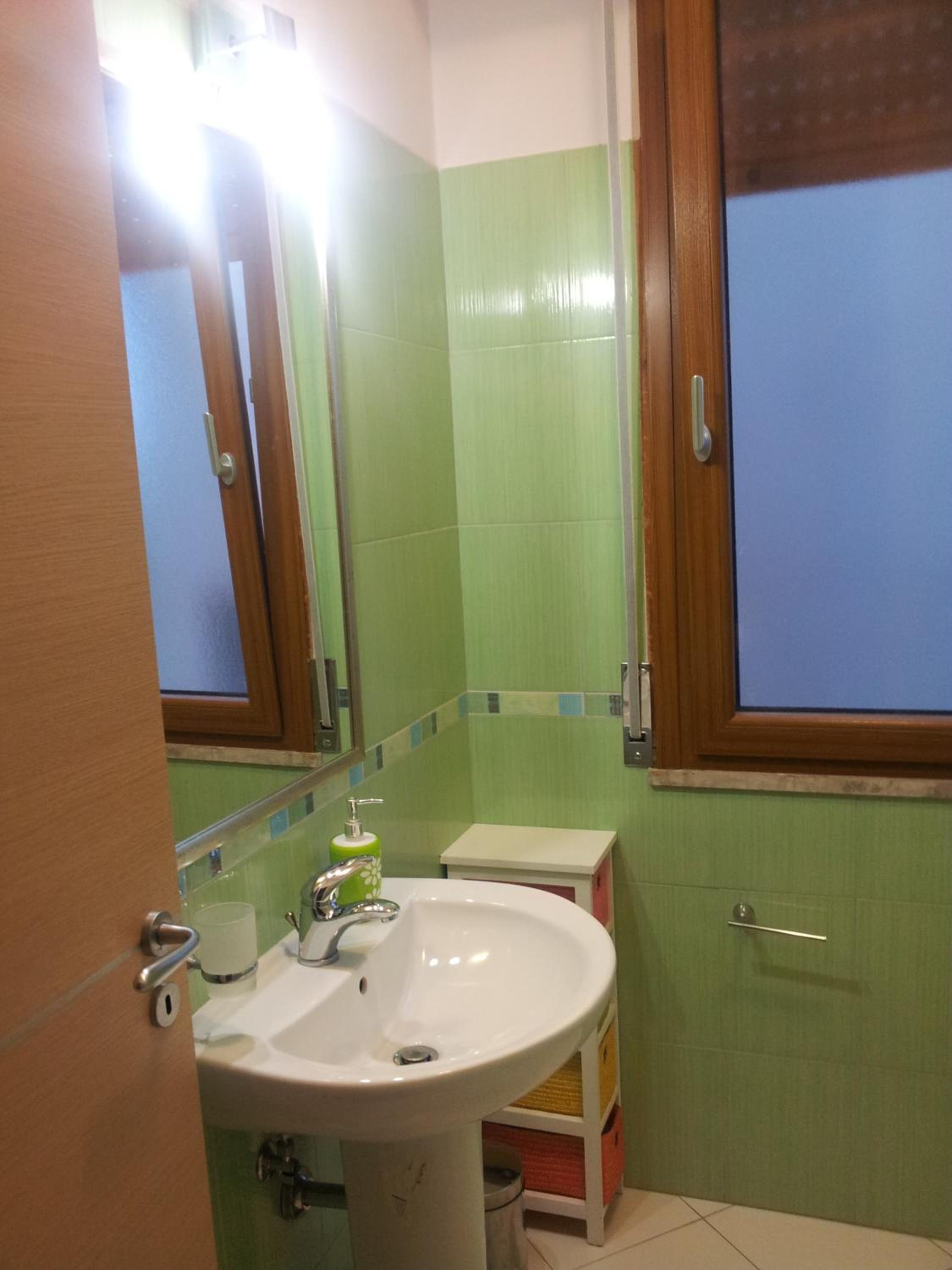 Double or Twin Room with Private External Bathroom photo 3