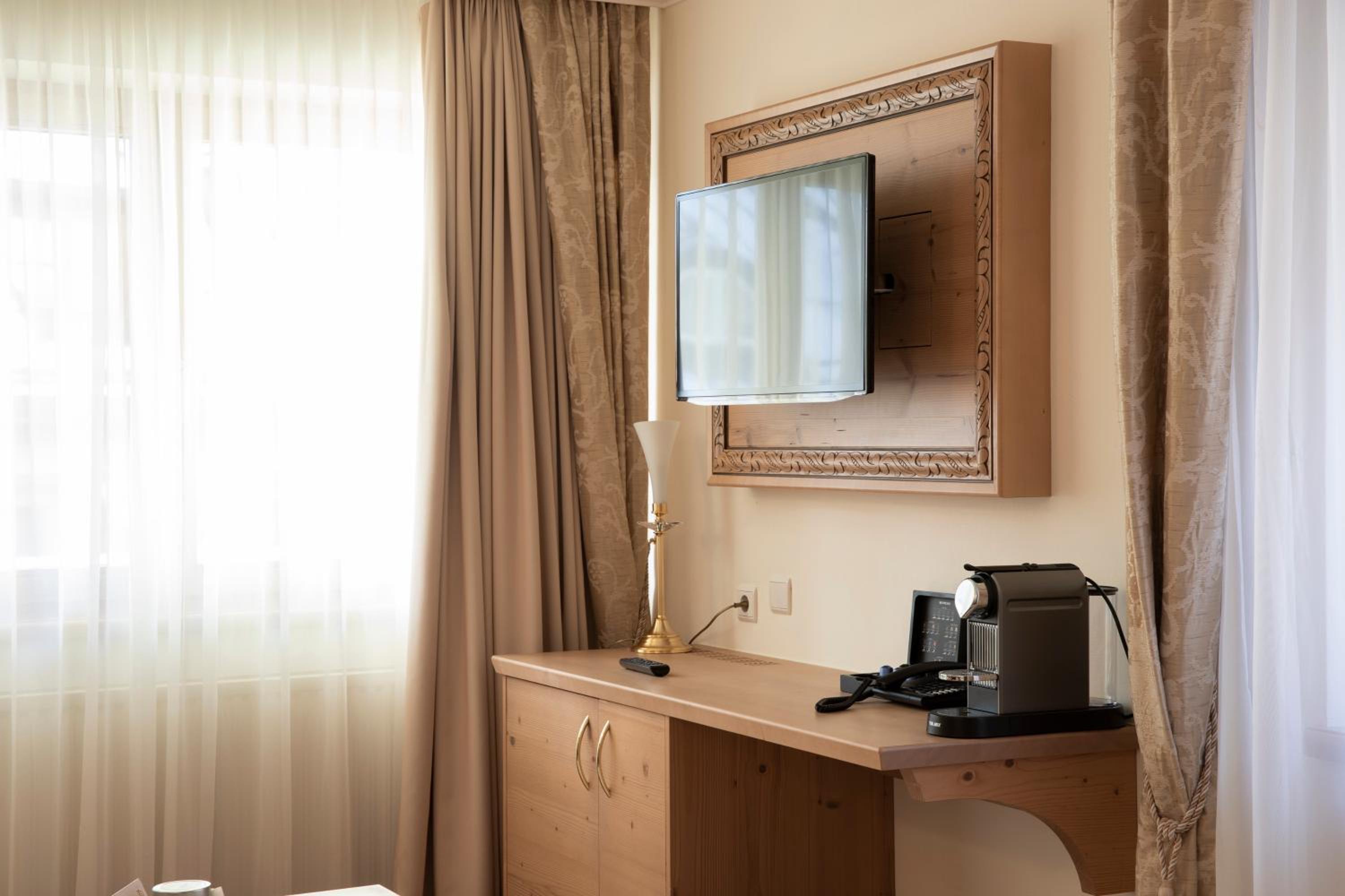 Suite (4 Adults) - Photo 3