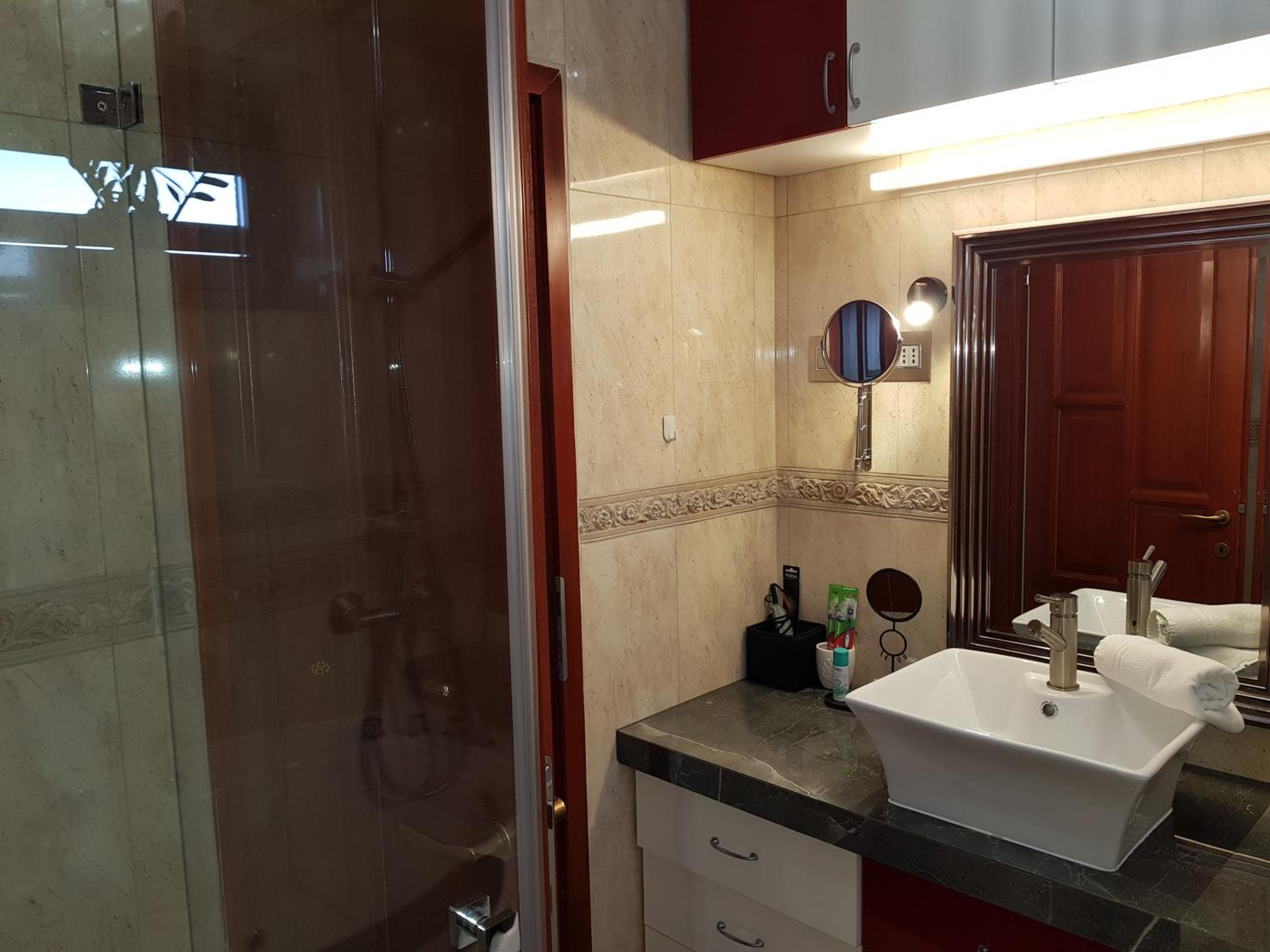 Double Room with Shared Bathroom photo 2