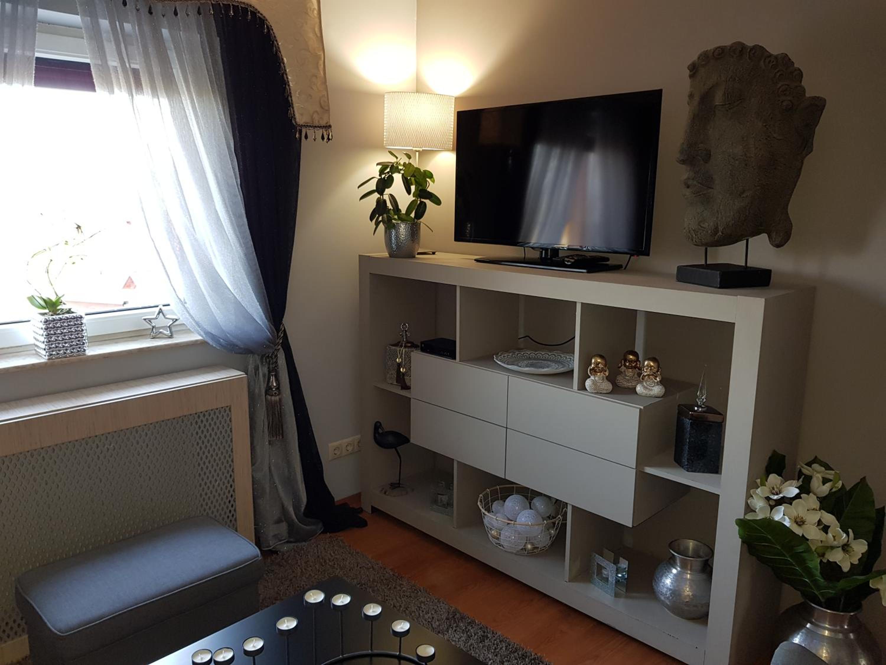 Double Room with Shared Bathroom photo 2