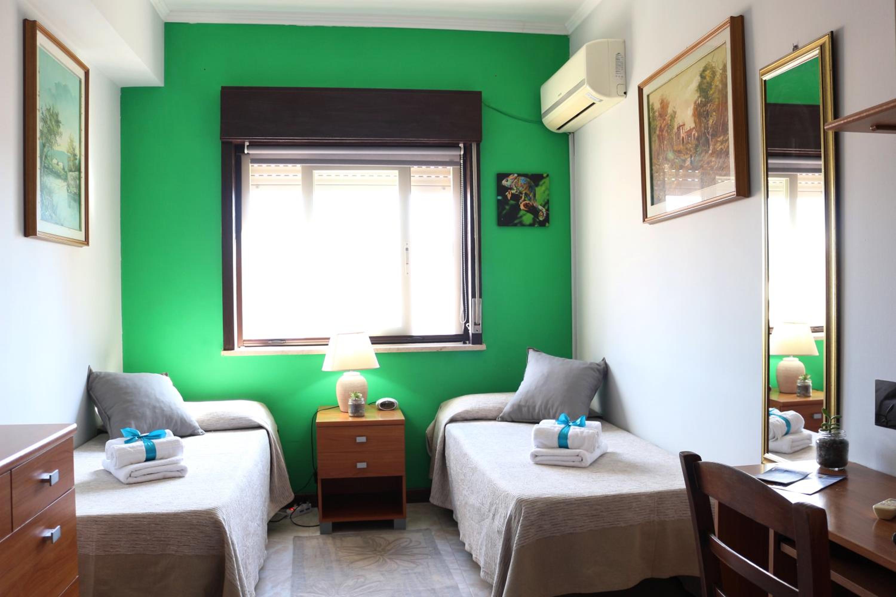 Double Or Twin Room With Private External Bathroom