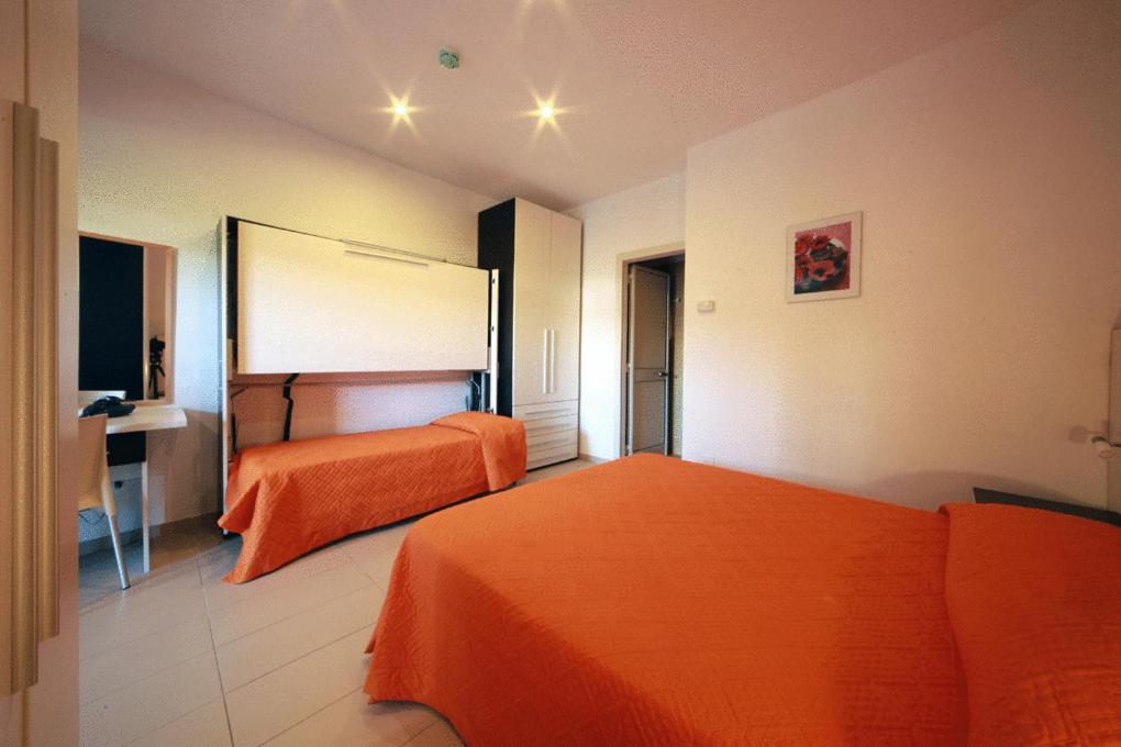 Triple Room - Photo 2