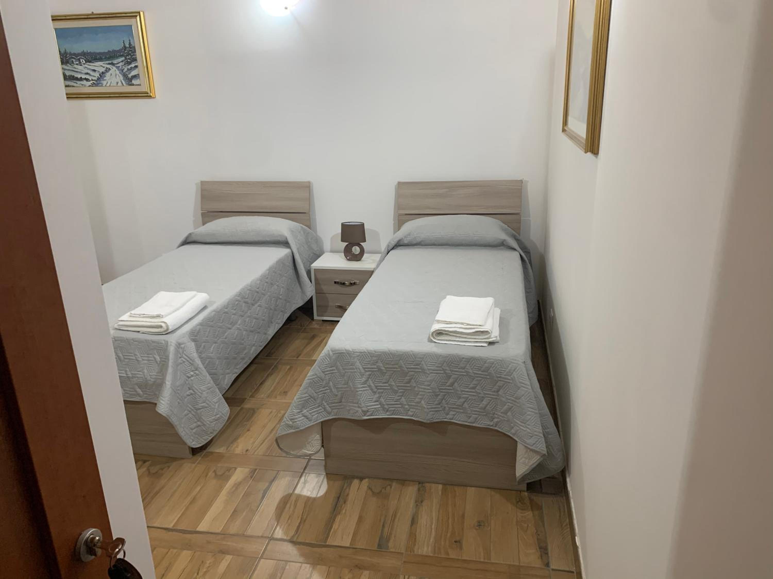 Double or Twin Room photo 2