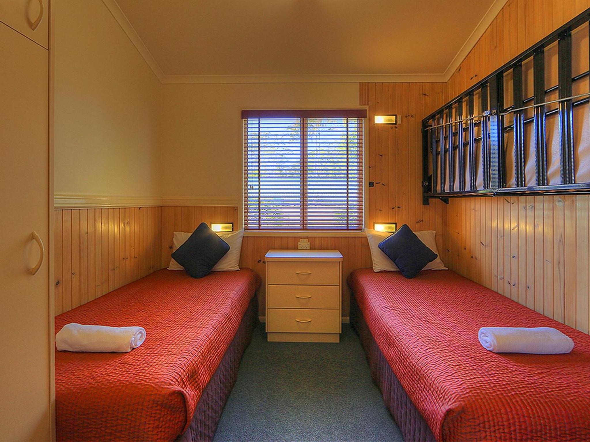 Special Offer - Two-Bedroom Chalet With Spa Bath photo 2