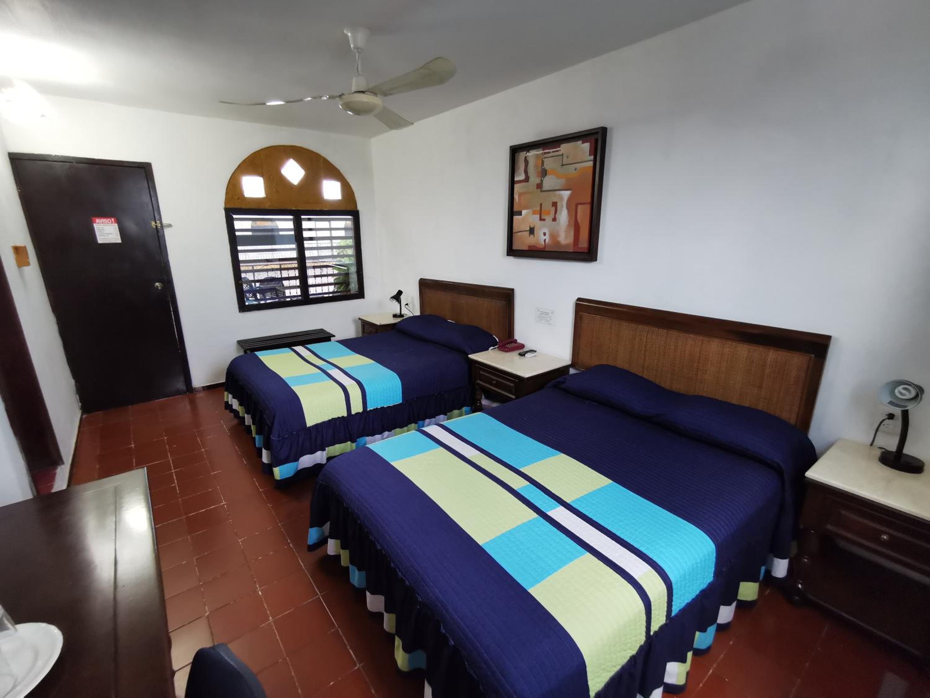 Standard Double Room - Photo 2