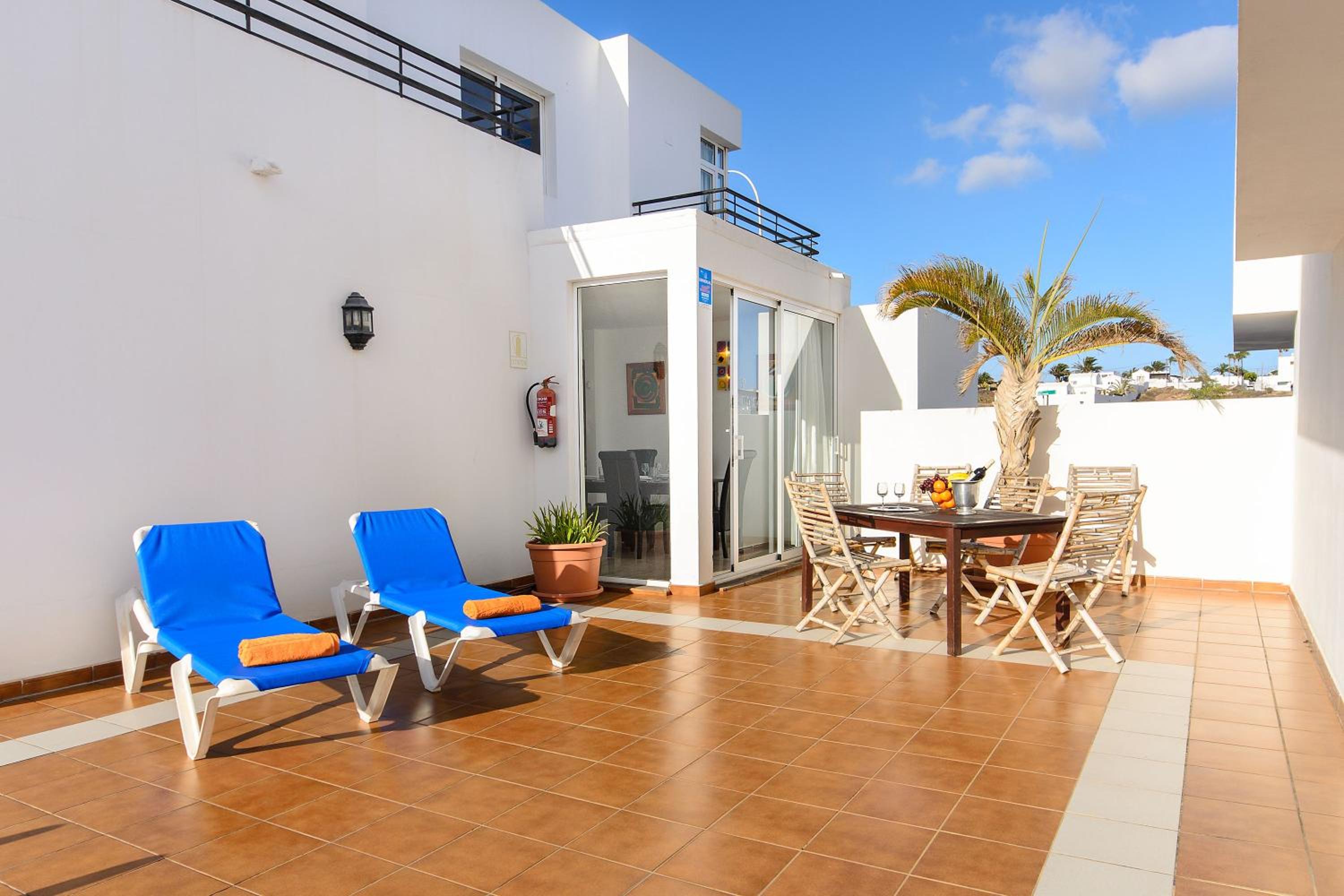 Villa - Photo 4