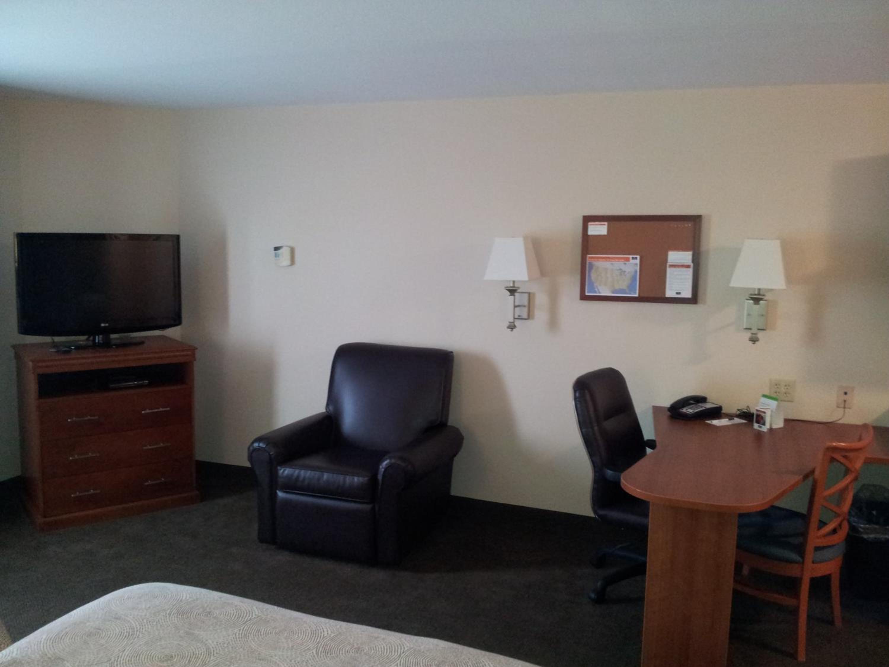 Studio Suite with Two Double Beds - Smoking