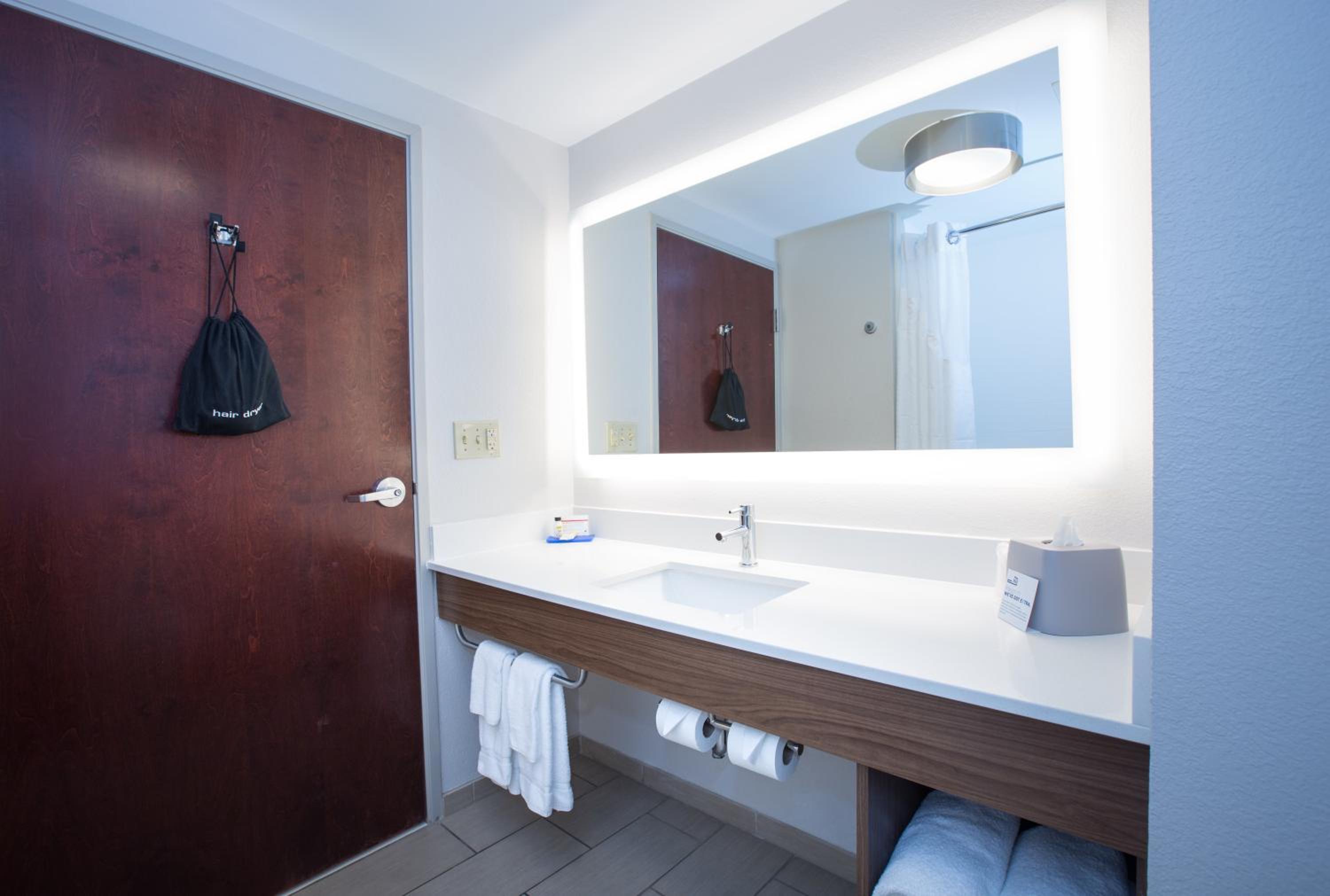 Standard Room - Photo 1