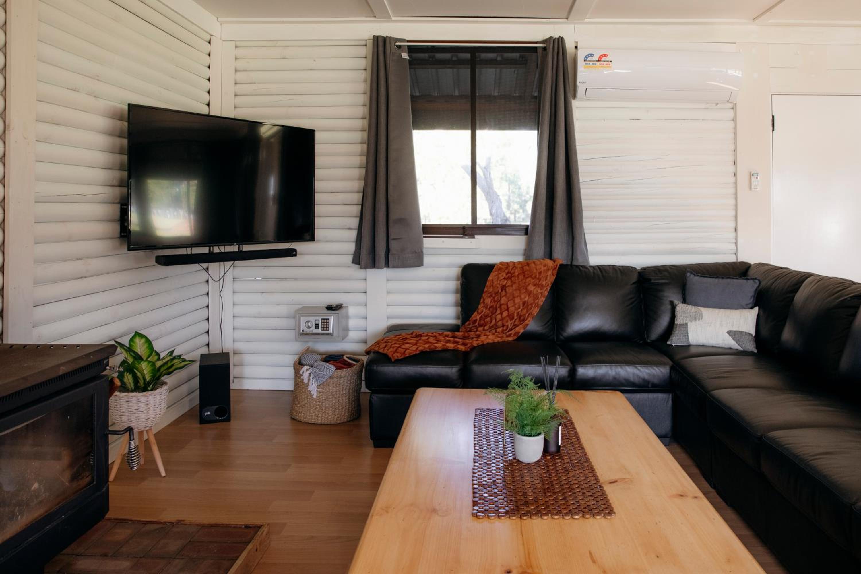 4 Bedroom Self Contained Lodge