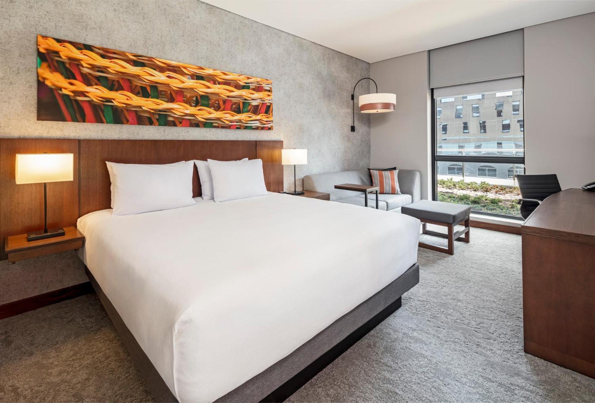 King Room with Sofa Bed - High Floor - Photo 4
