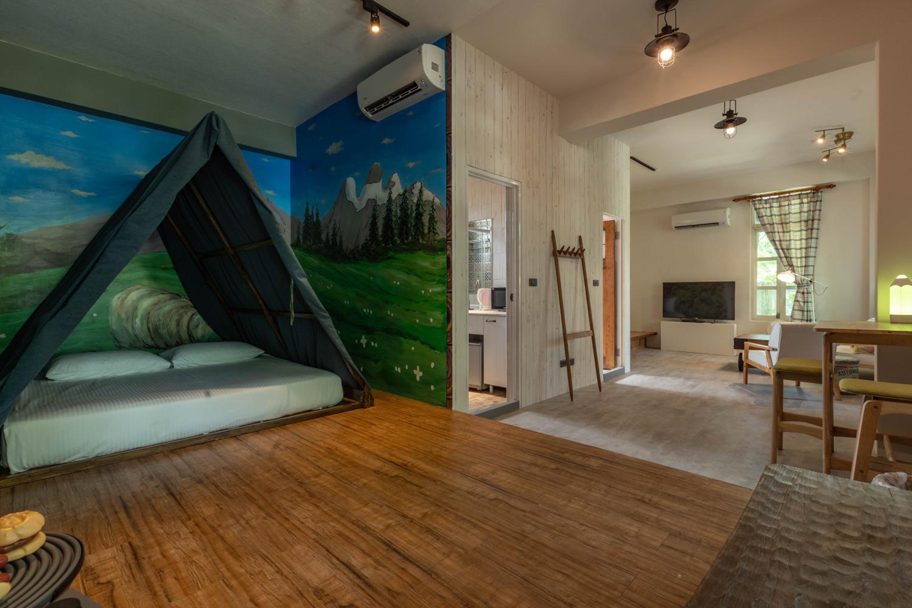 Double Room - Photo 13