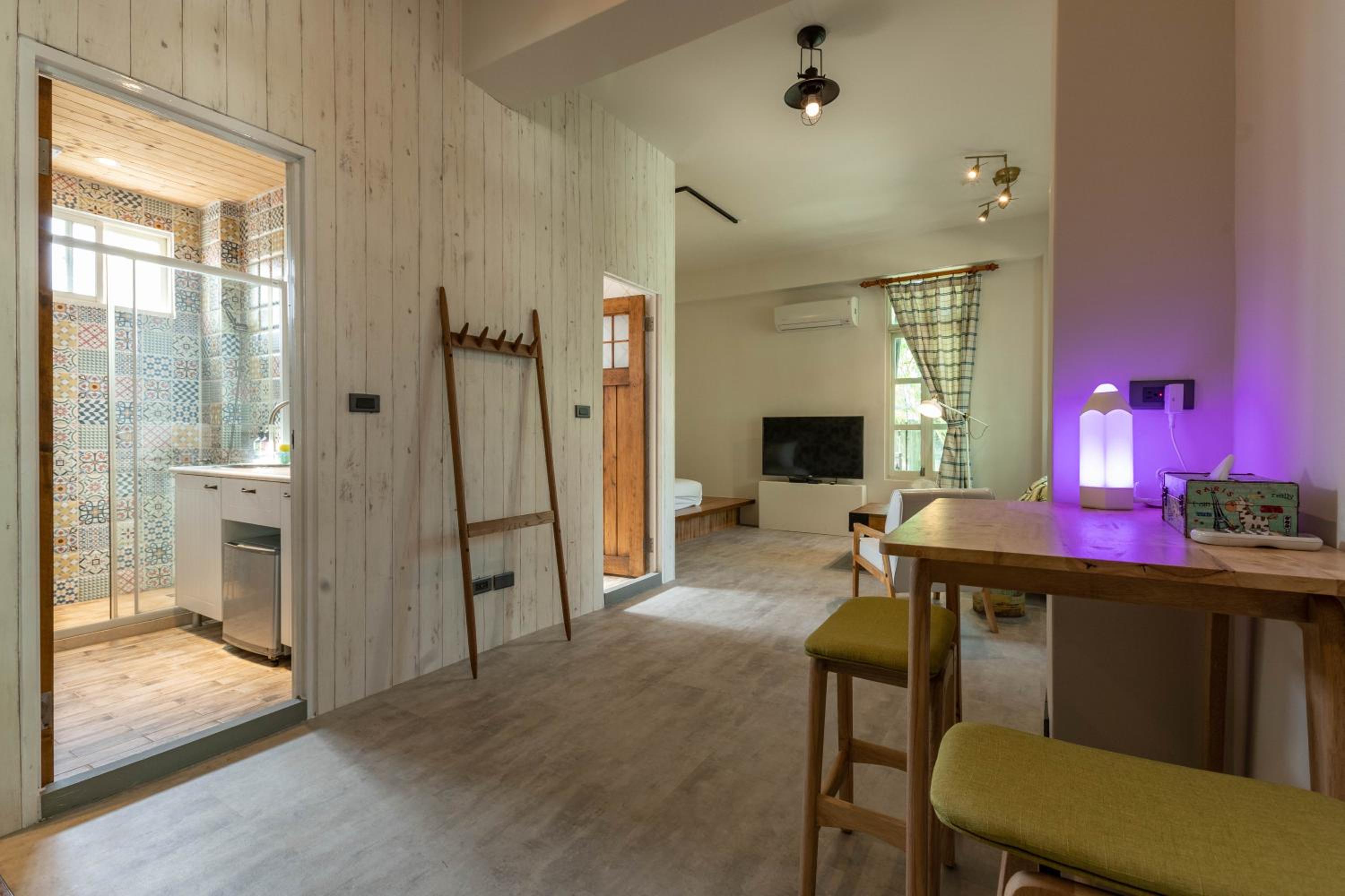 Double Room - Photo 9