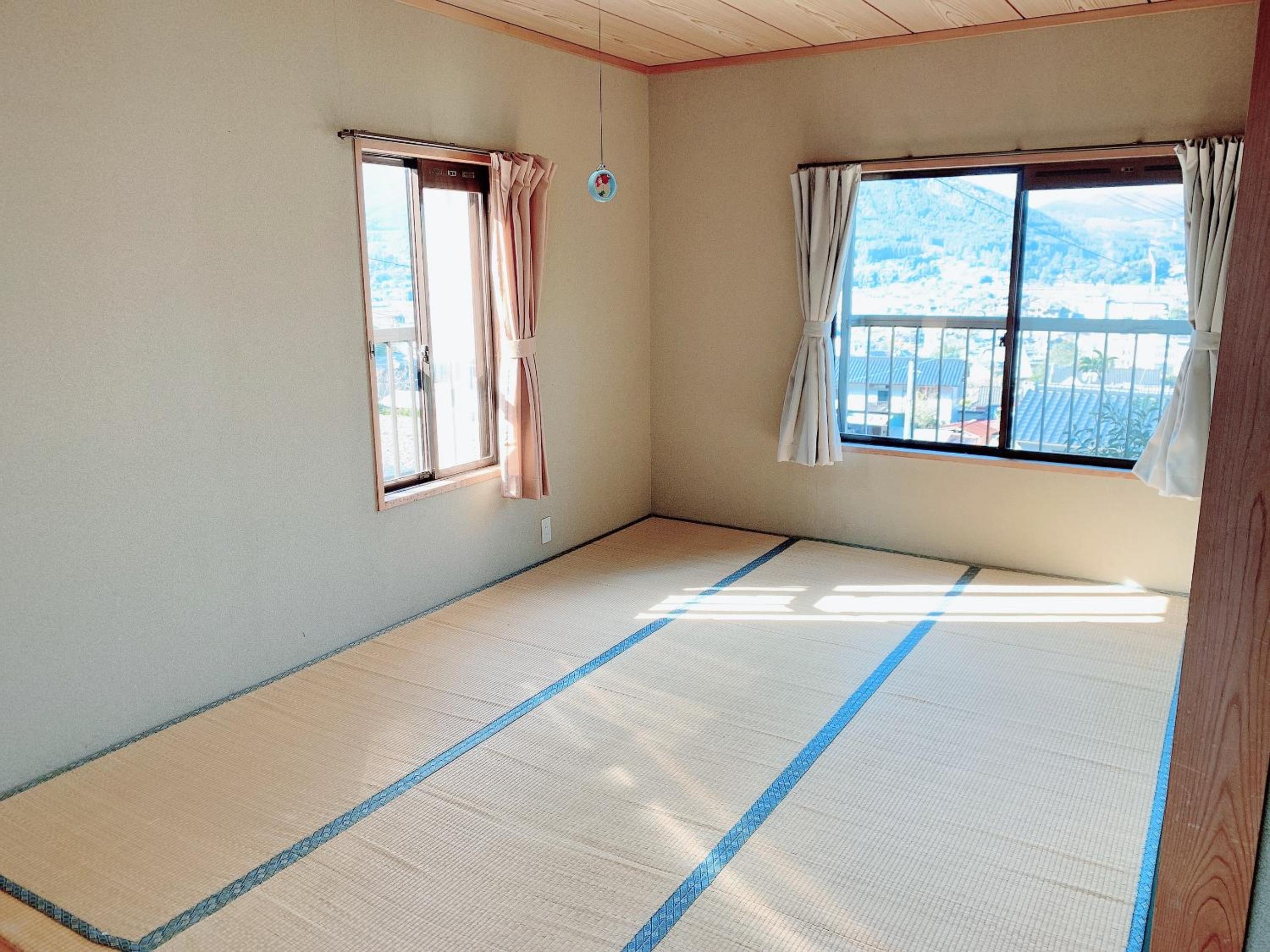 Deluxe Triple Room - Photo 10
