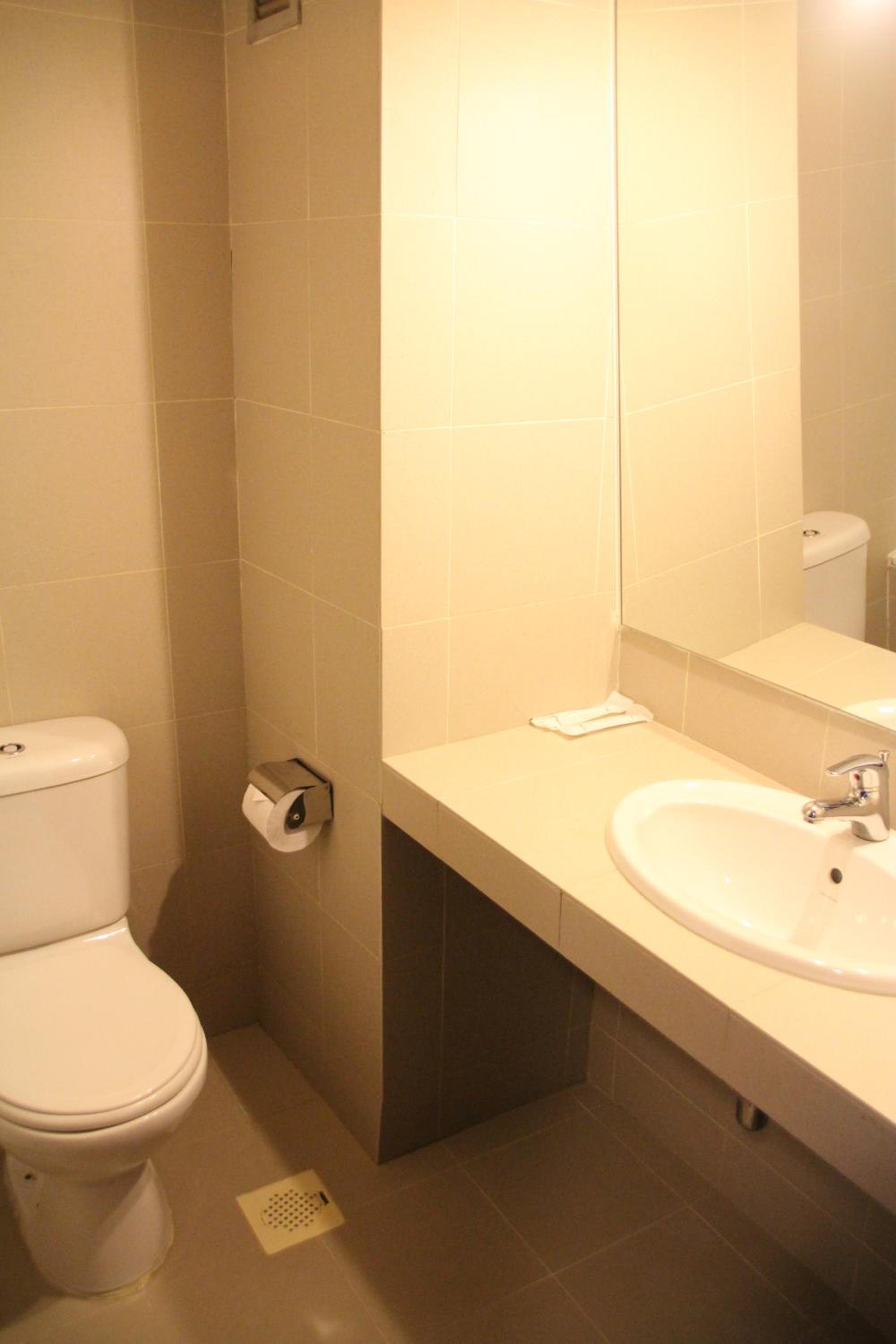 Deluxe Twin Room photo 3