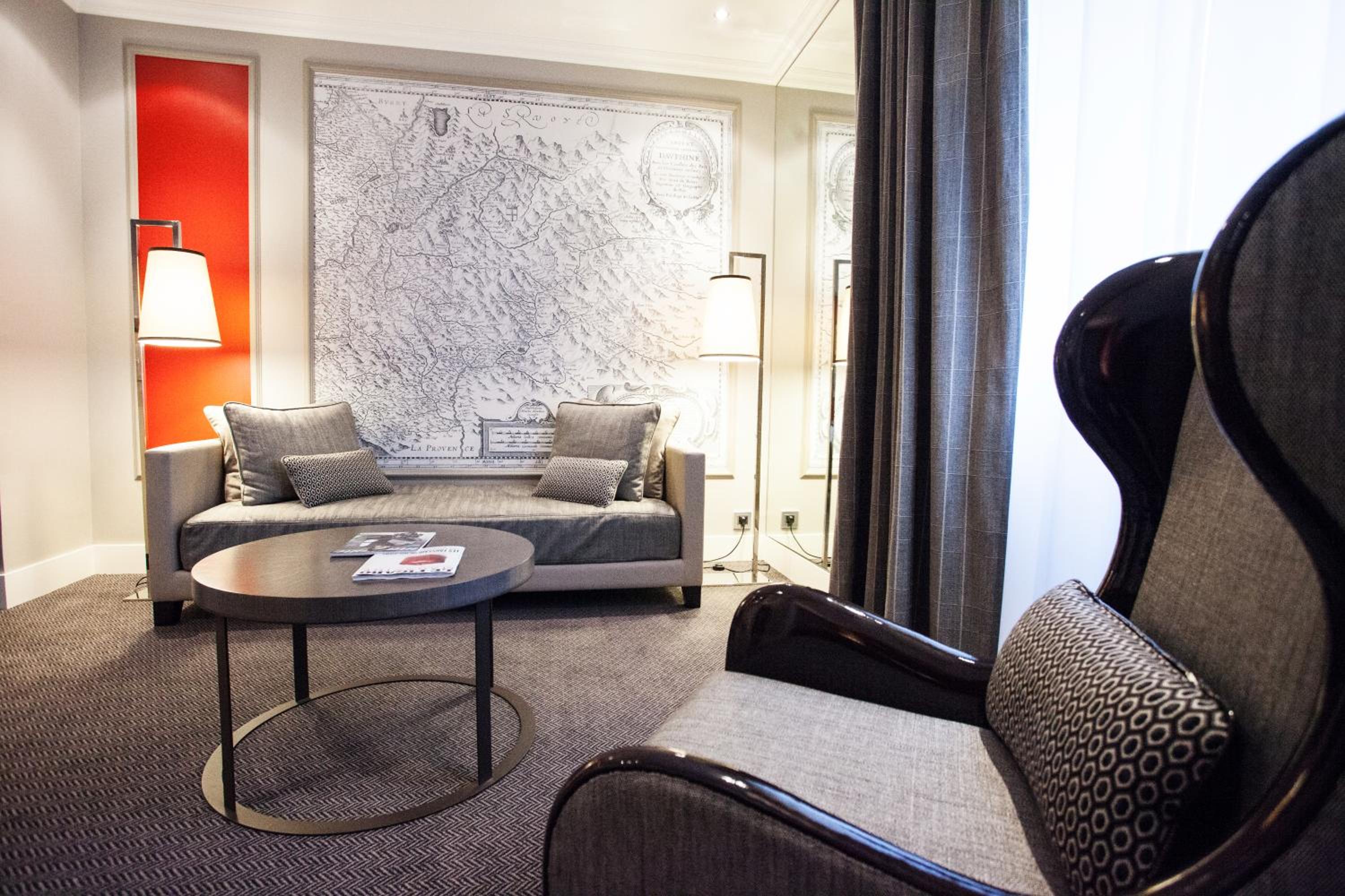 Suite with Courtyard View - Photo 4
