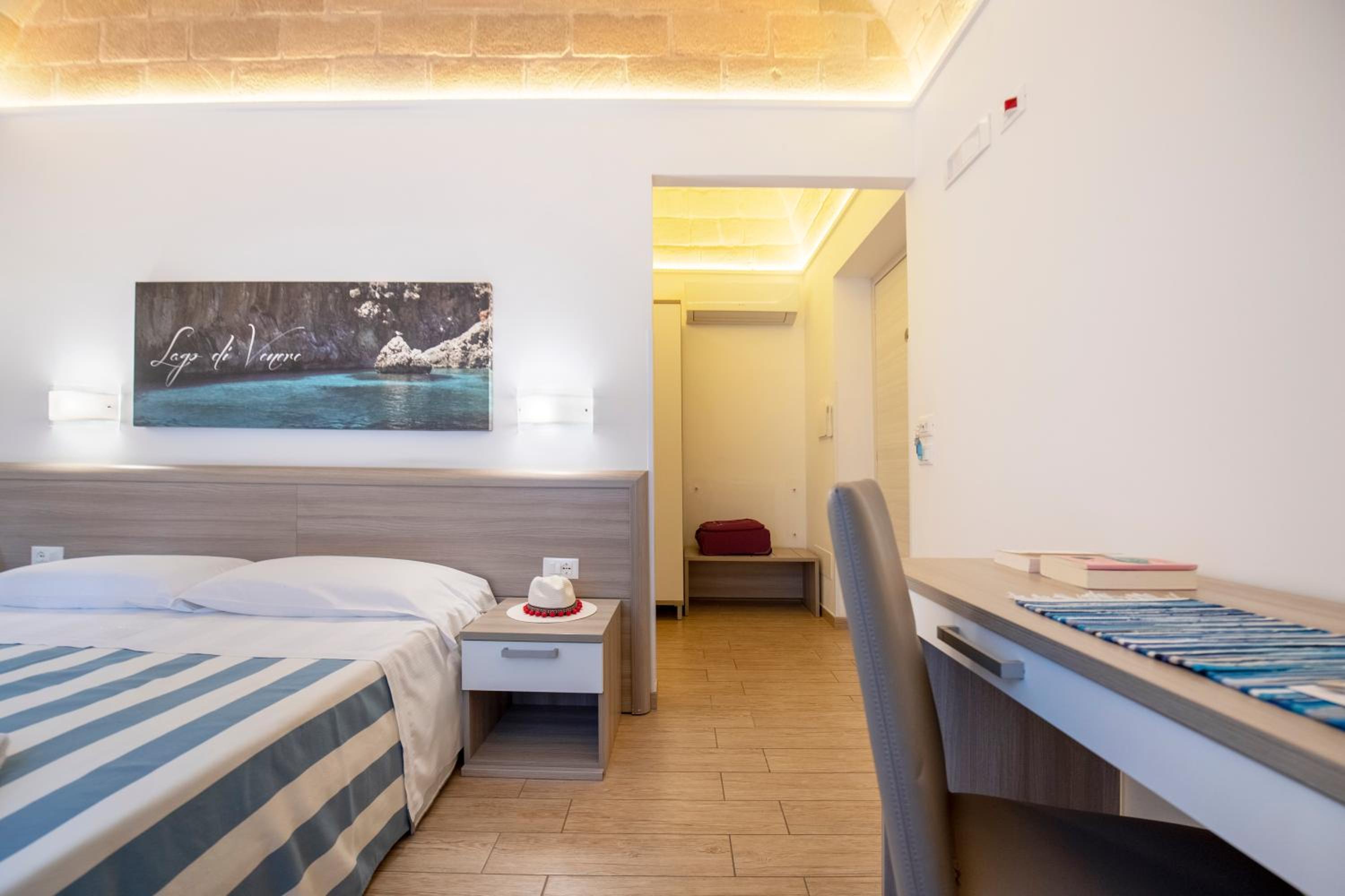 Superior Double Room photo 3