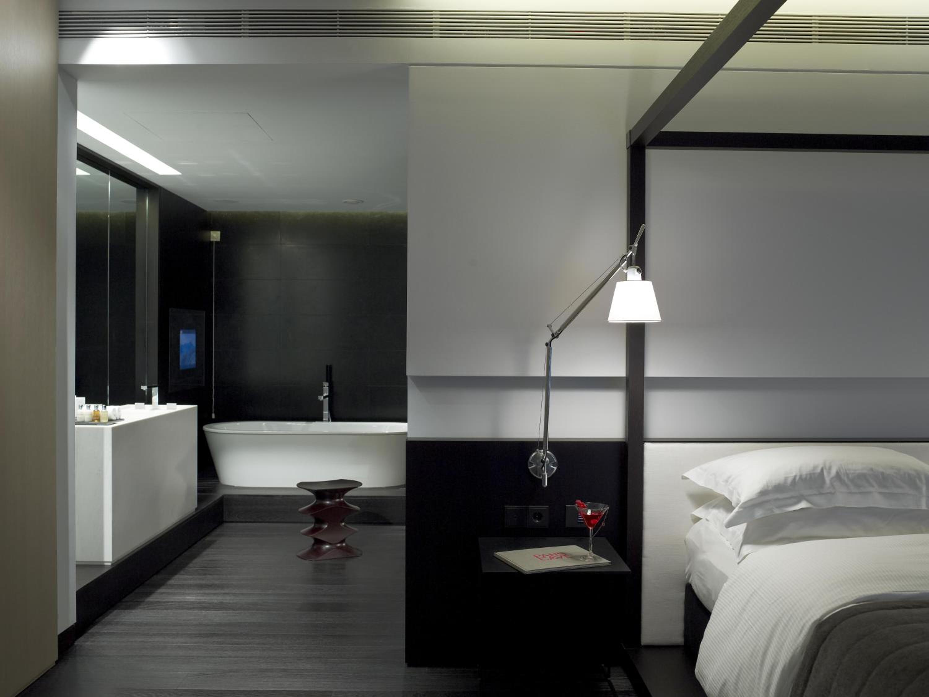 The Met Suite - Photo 4