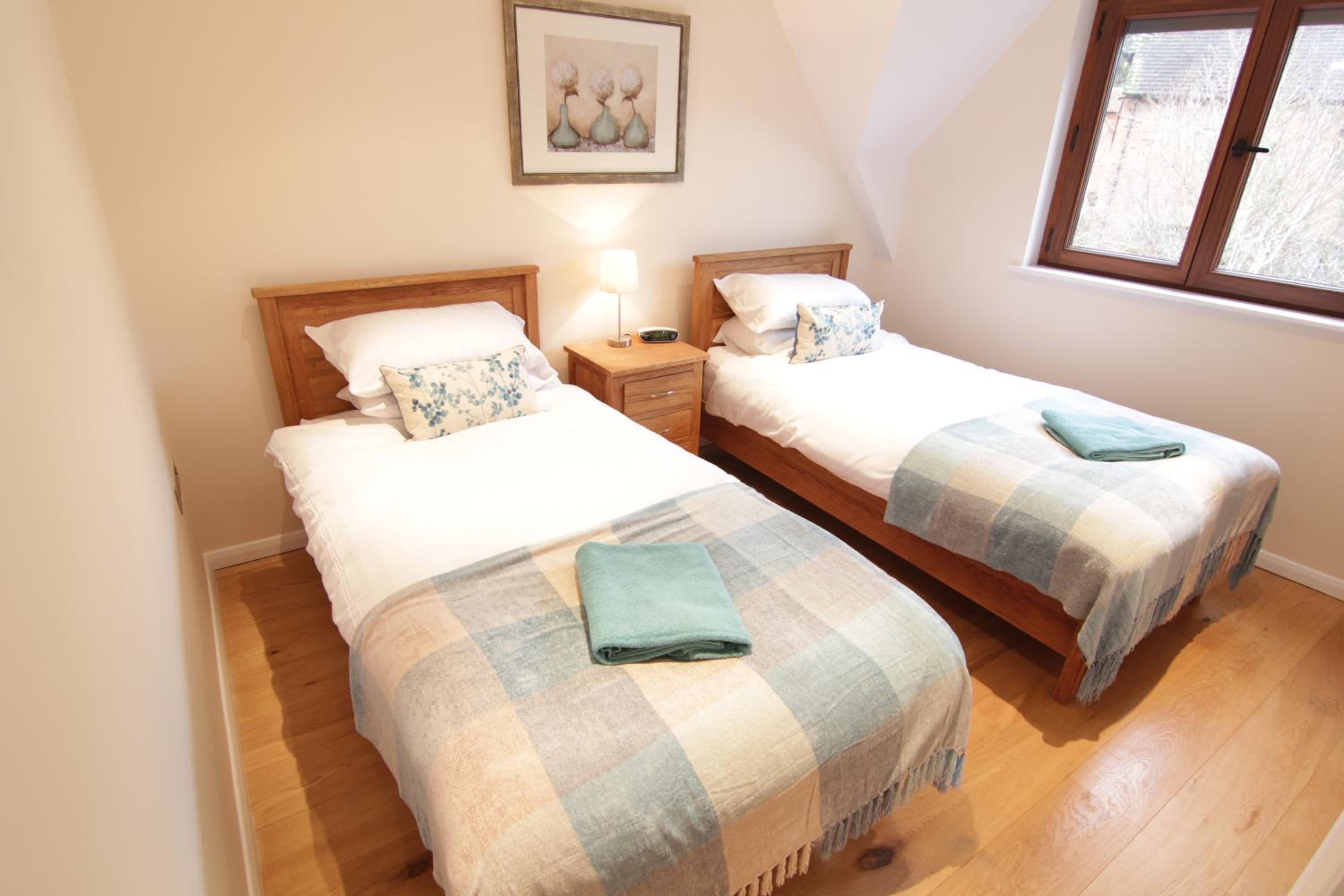 Three-Bedroom House photo 3