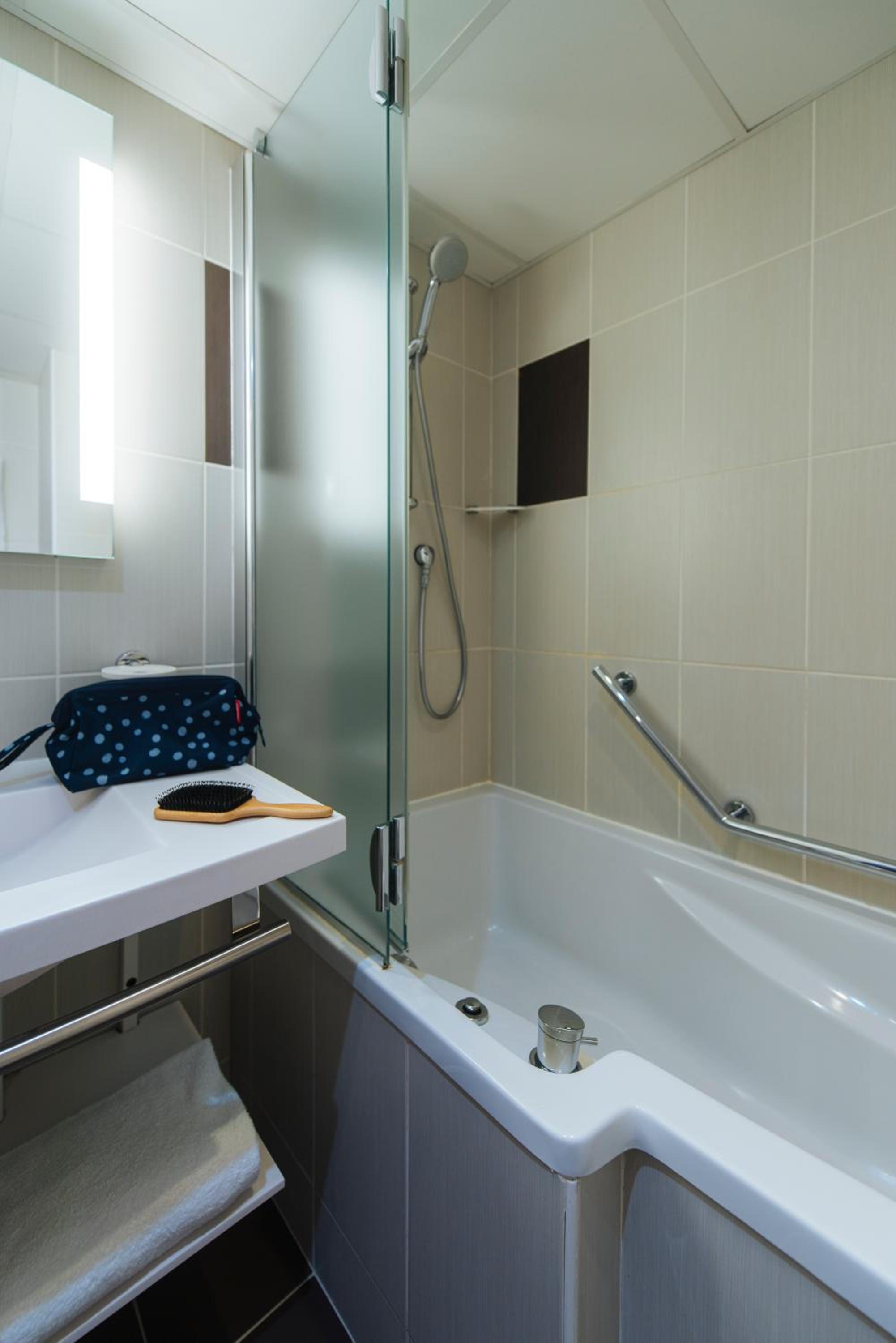 Standard Double Room - Photo 2