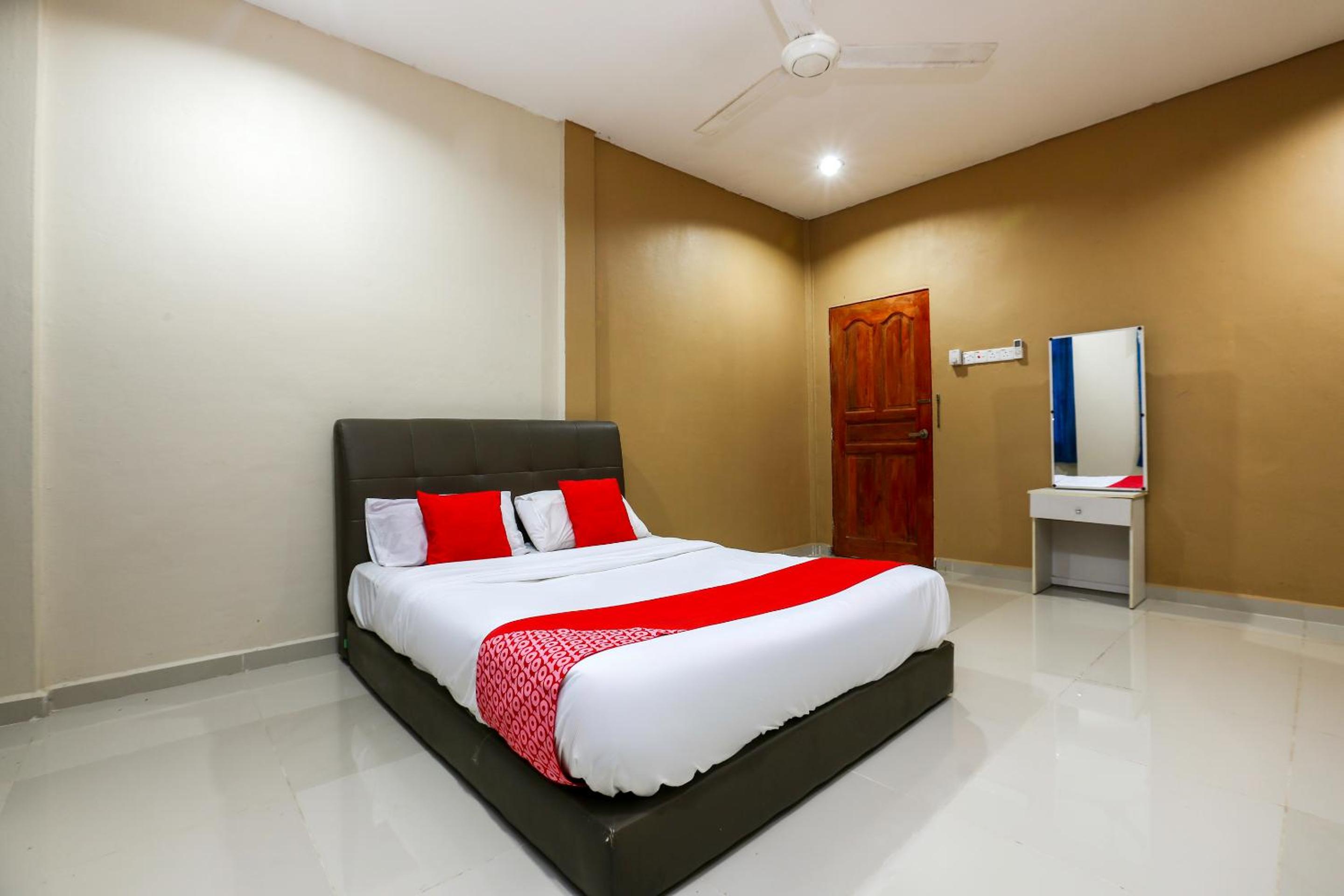 Deluxe Double Room - Photo 1