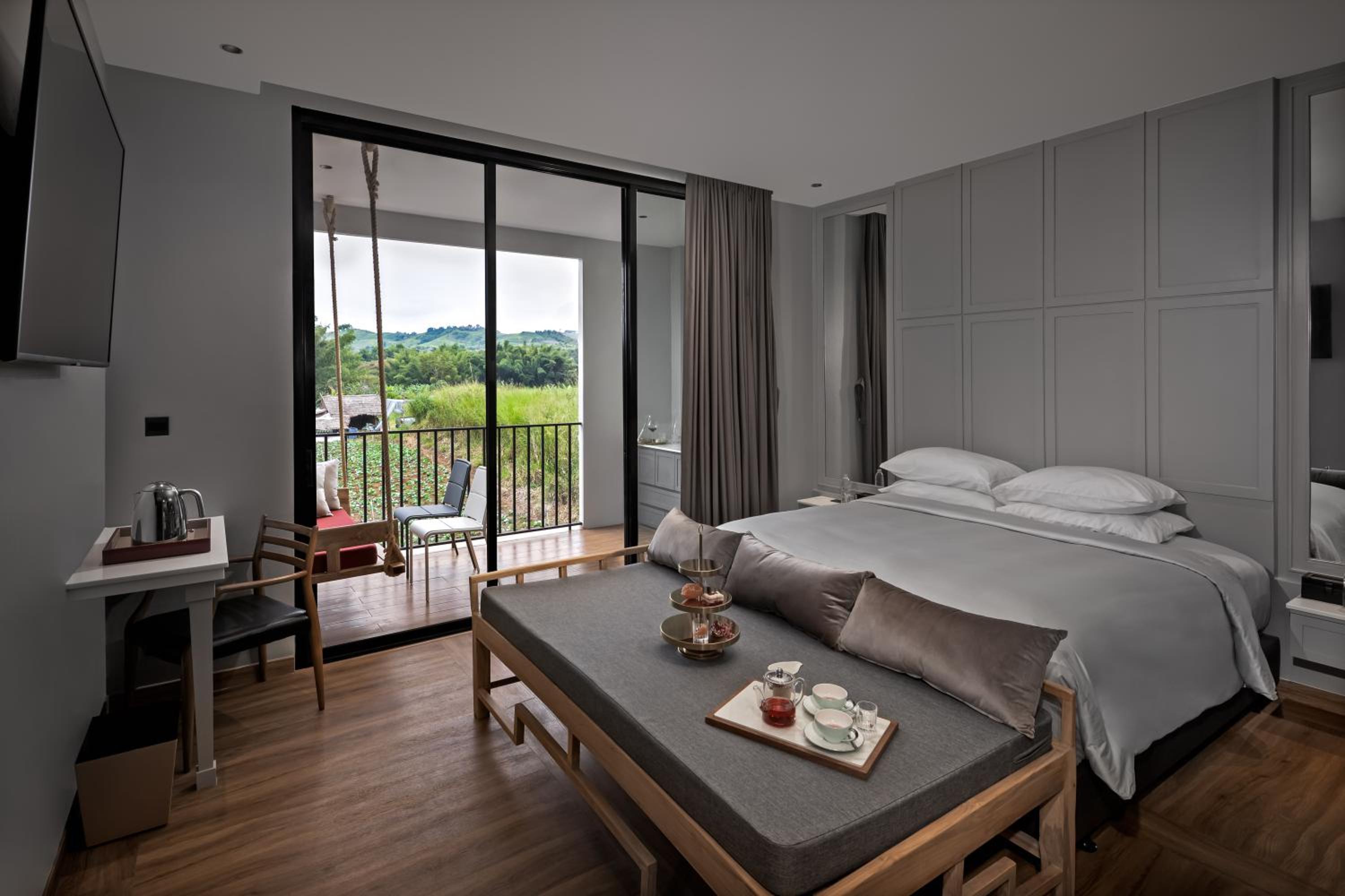 Superior Double or Twin Room with Terrace - Photo 1
