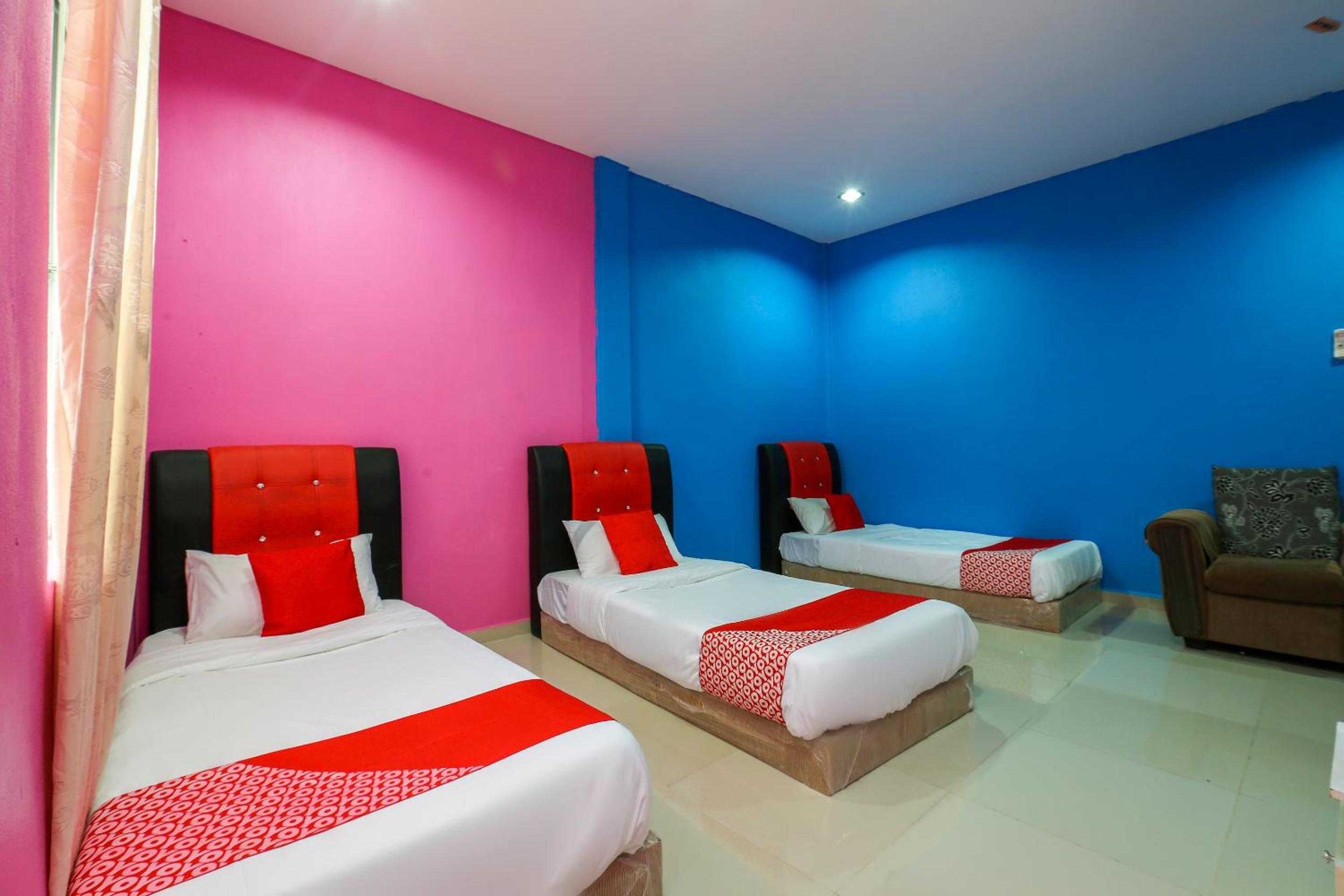 Deluxe Triple Room - Photo 2