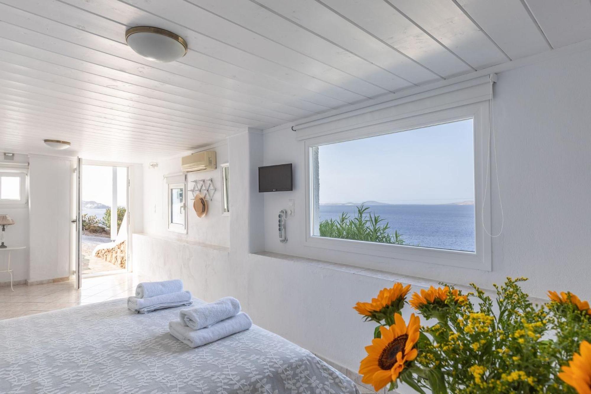 Classic Studio with Sea View