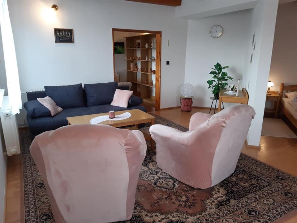 Deluxe Apartment photo 3