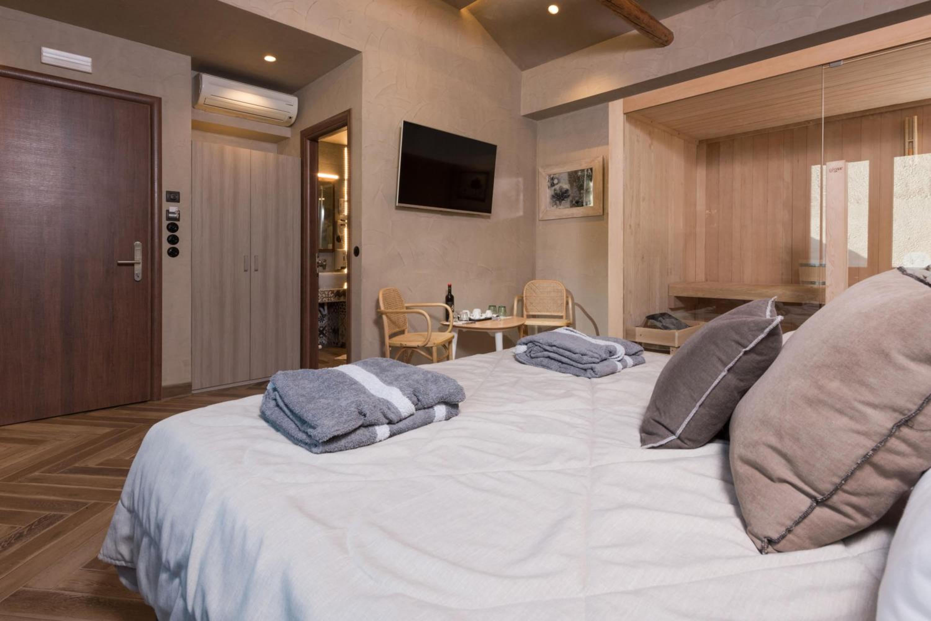 The Sauna Suite Meteora View - Photo 12