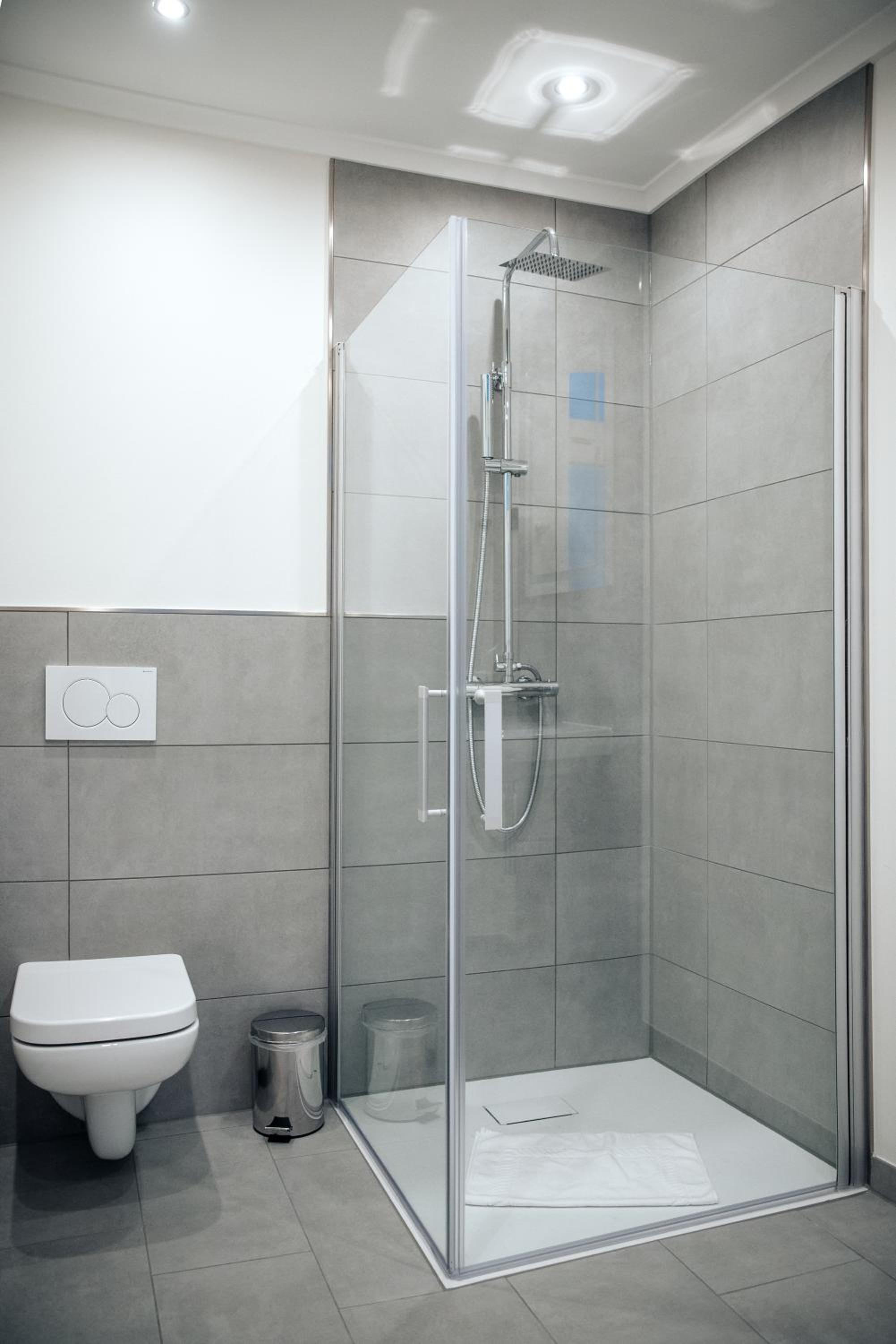 Double Room - Photo 5