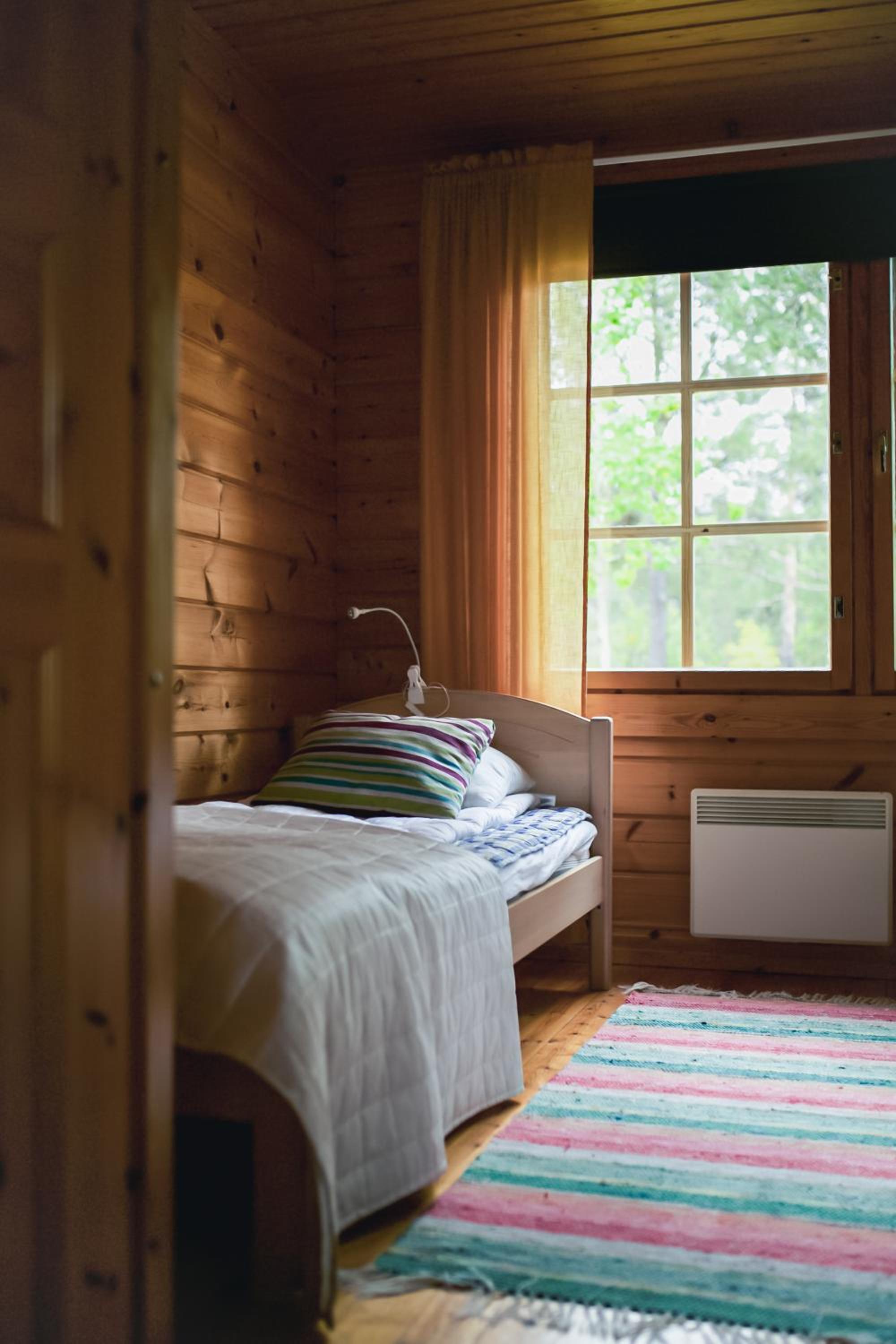 Four-Bedroom Cottage (8 Adults)  - Photo 8