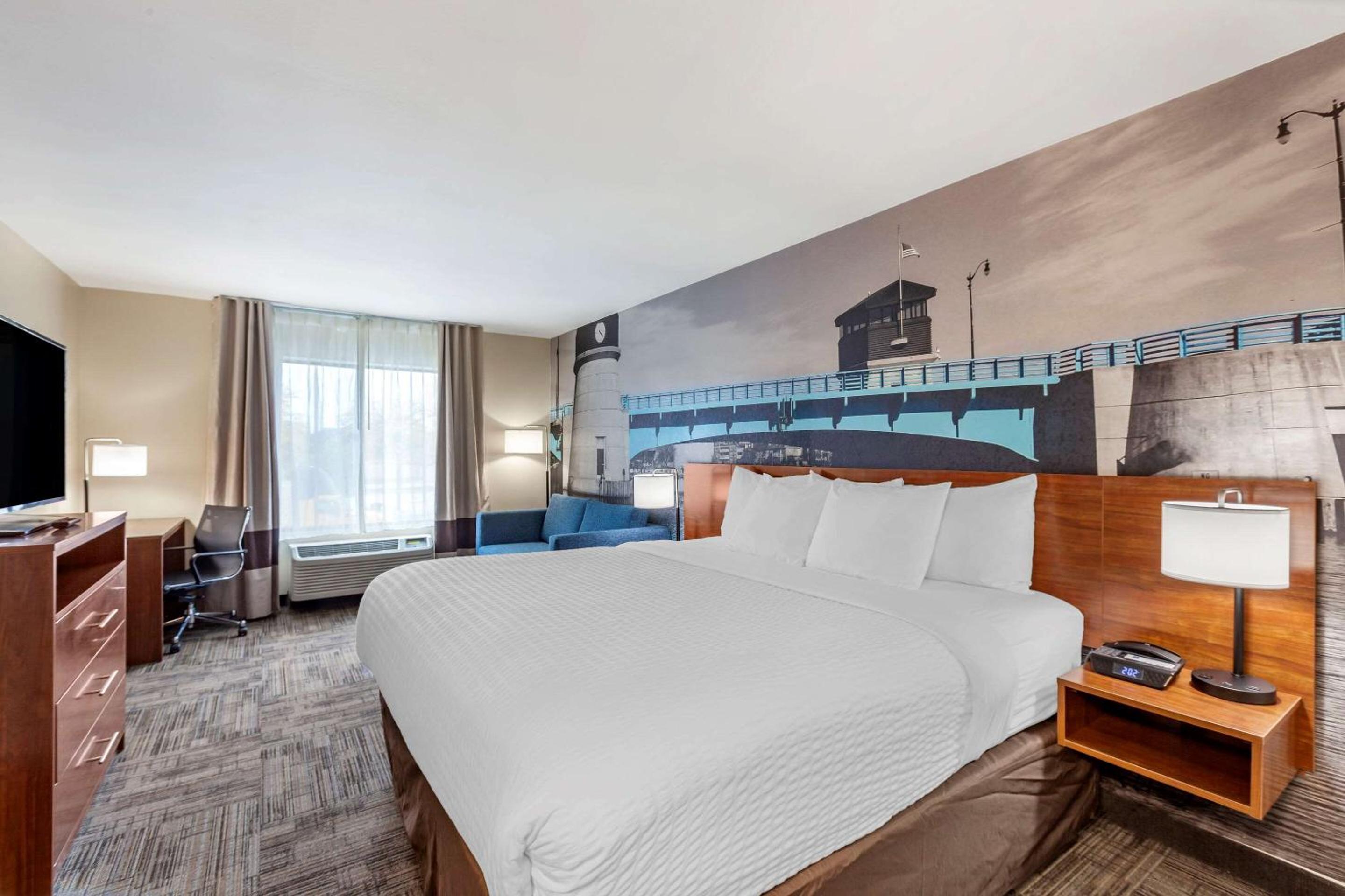 King Room - Non-Smoking - Photo 1