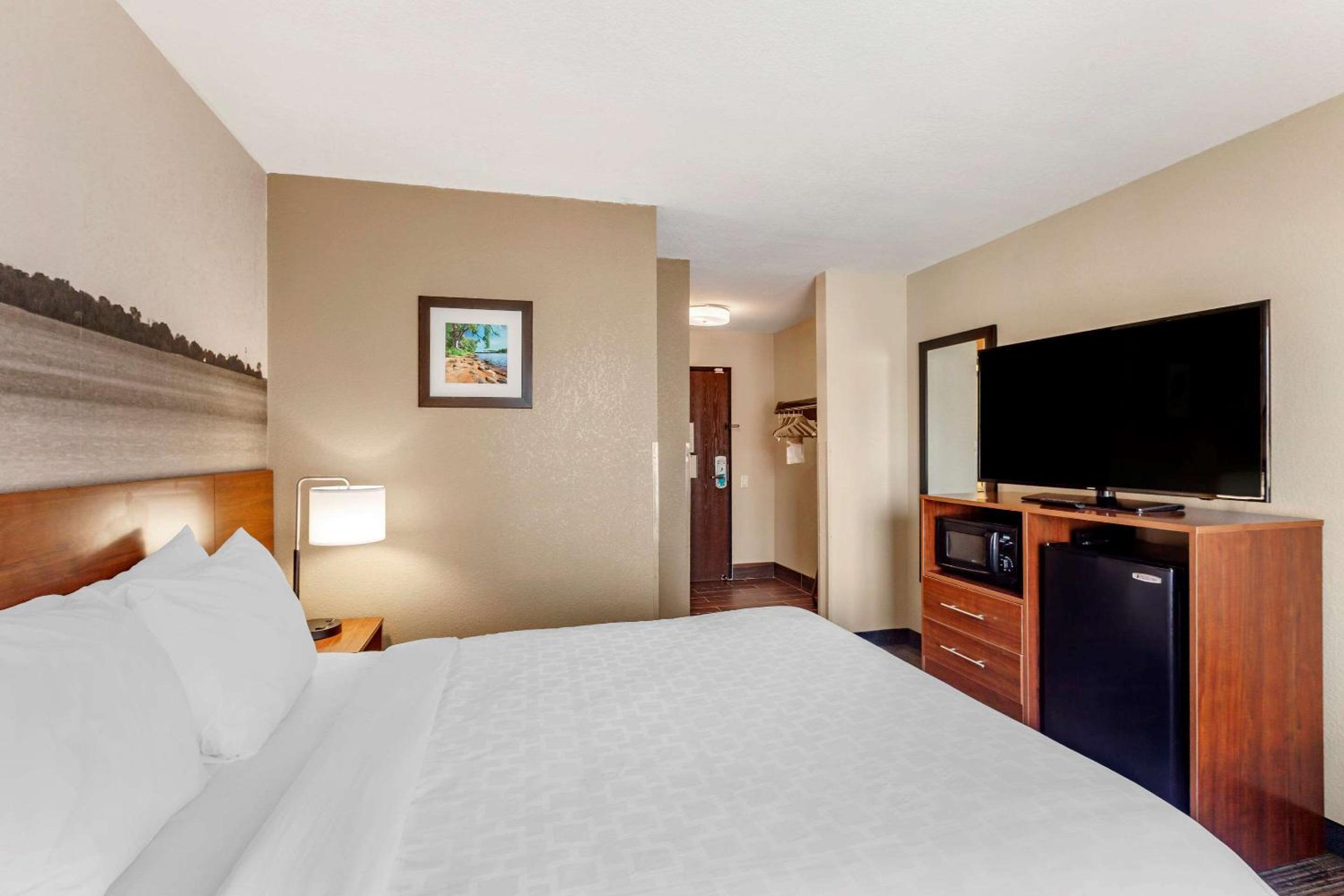 Queen Room - Disability Access/Non-Smoking - Photo 1