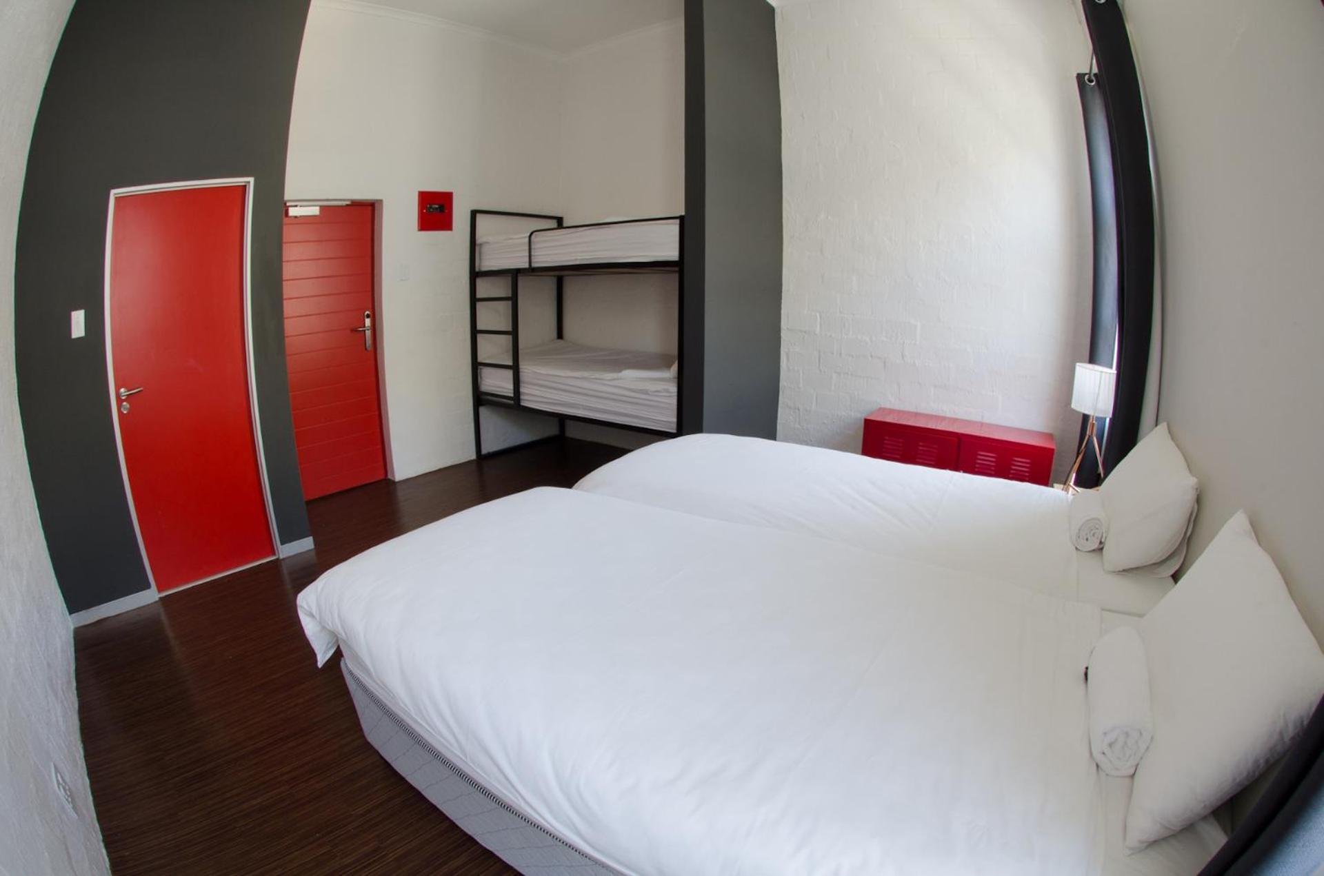 Private King or Twin Ensuite Room photo 1